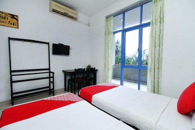Double or Twin Room photo 2