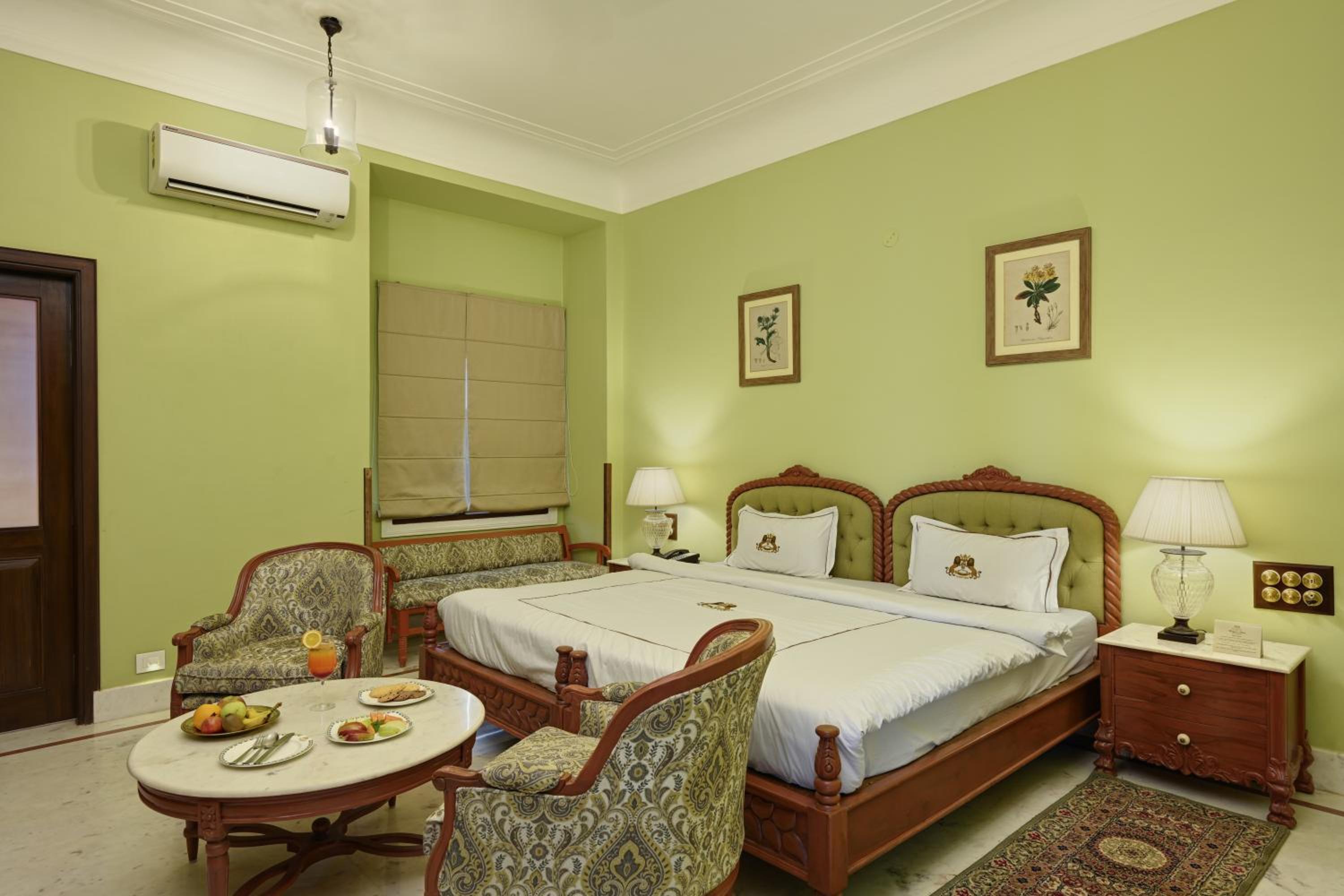 Standard Double Room: 15% off on Food, 10 % off on Laundry Service photo 1