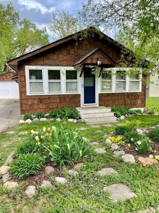 Two-Bedroom House photo 3