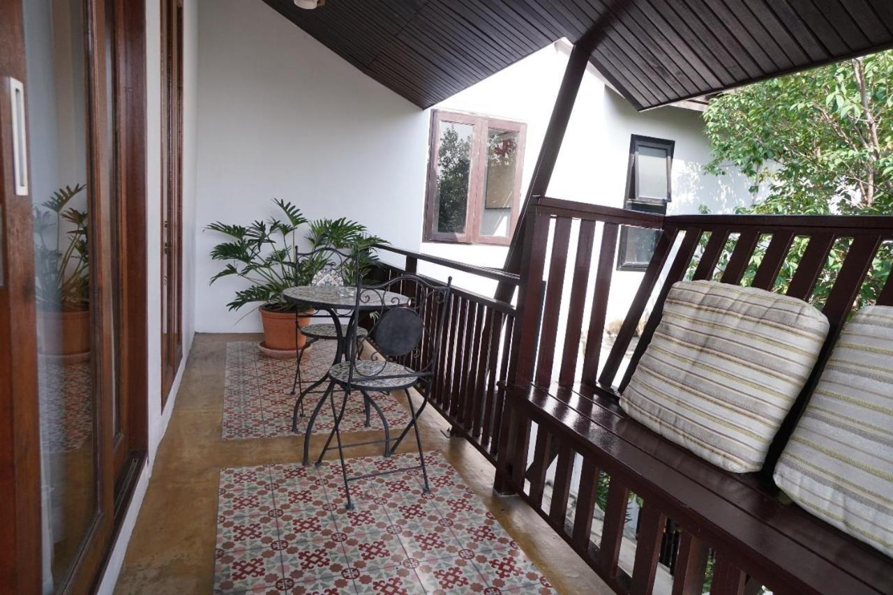 Family Room with Balcony - Photo 5