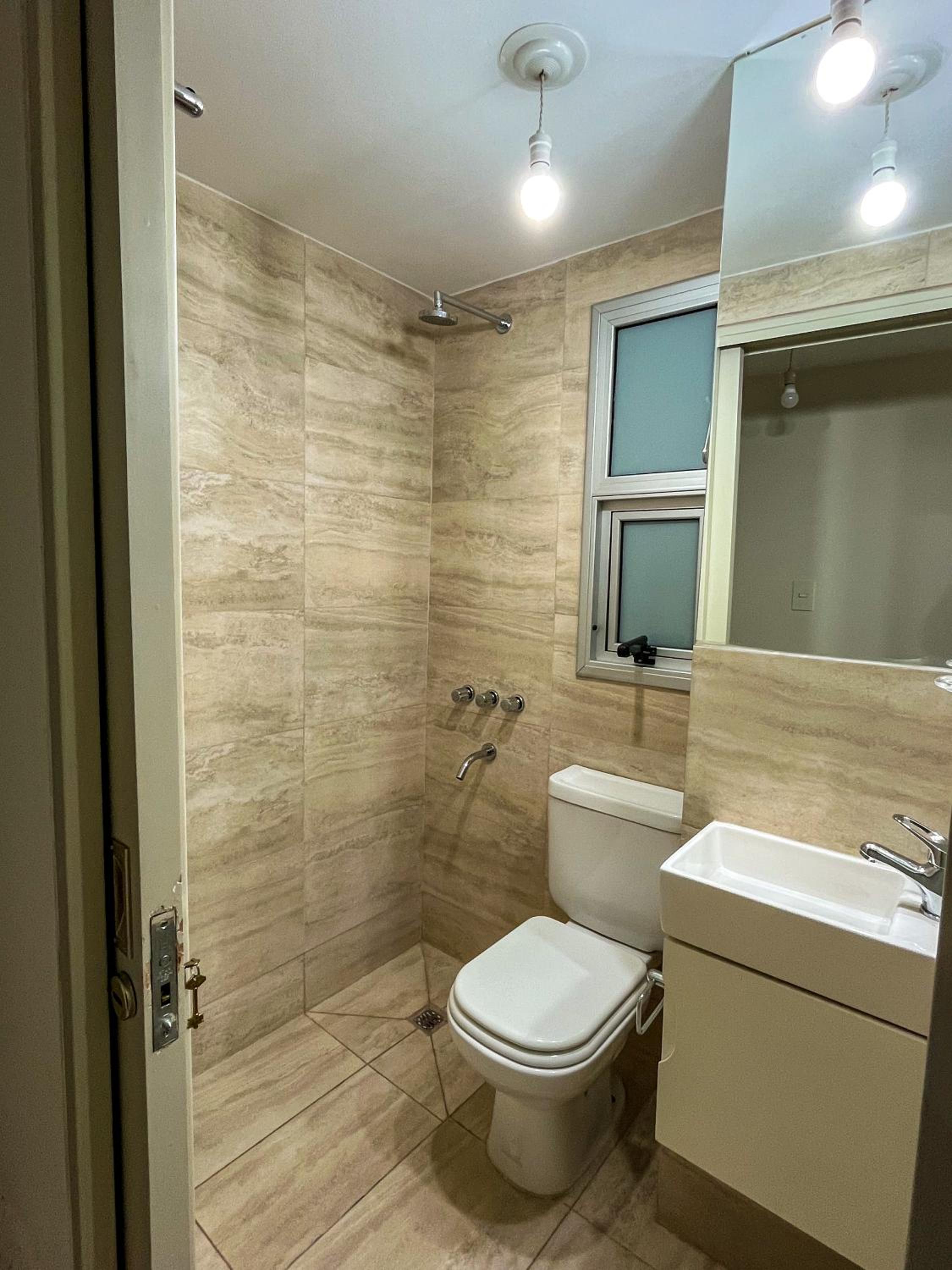 Two-Bedroom Apartment with Balcony photo 3