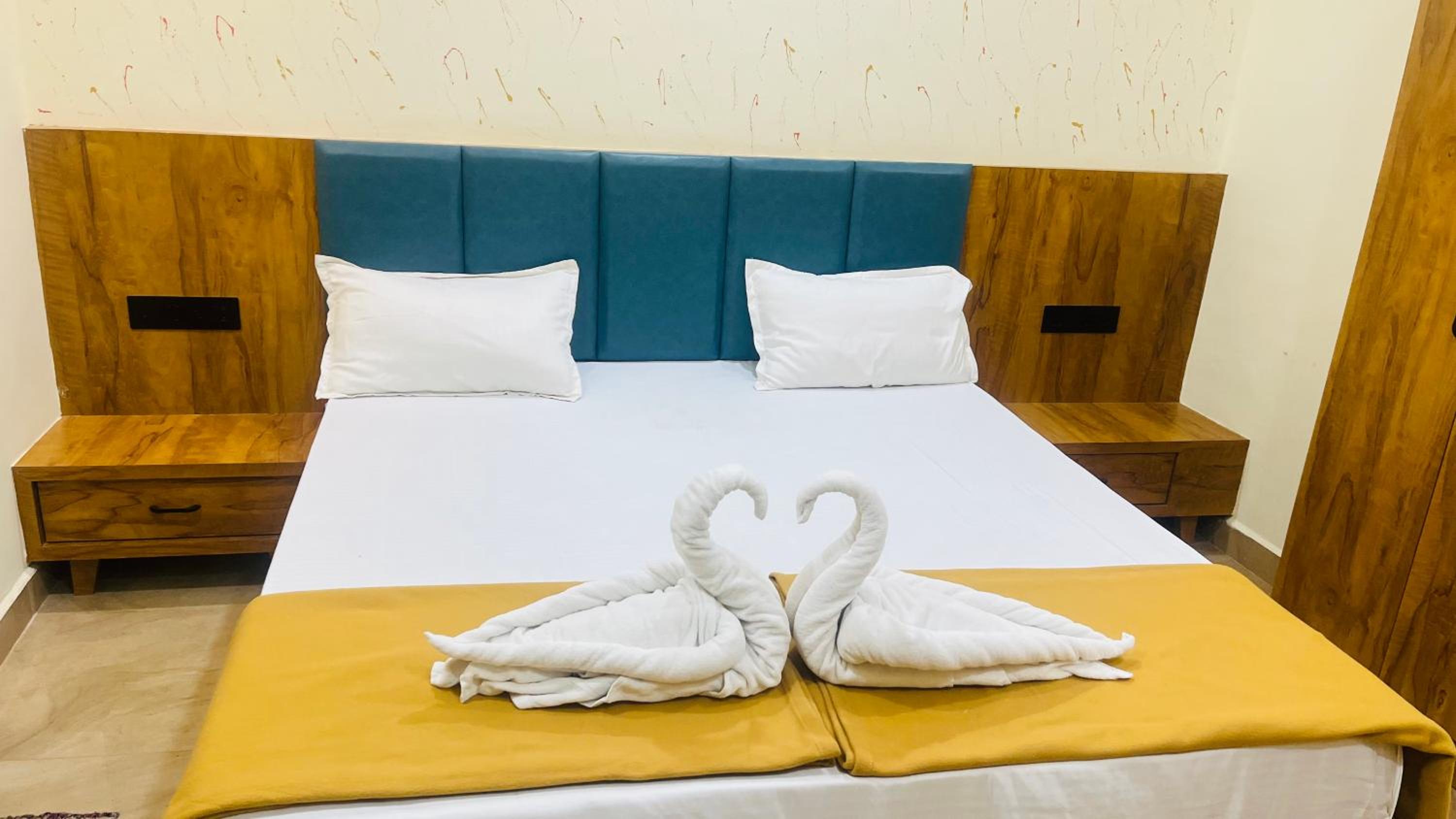Deluxe Double Room photo 2