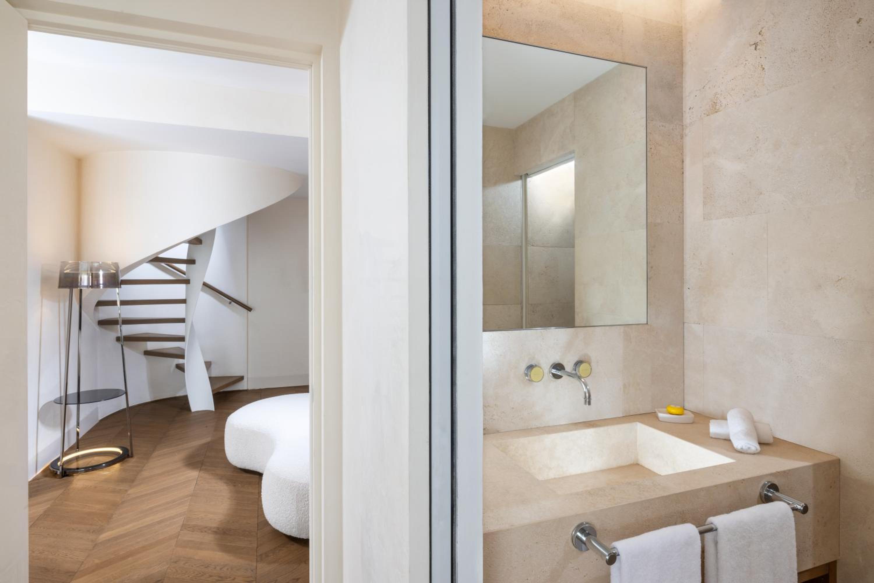 Suite with Balcony