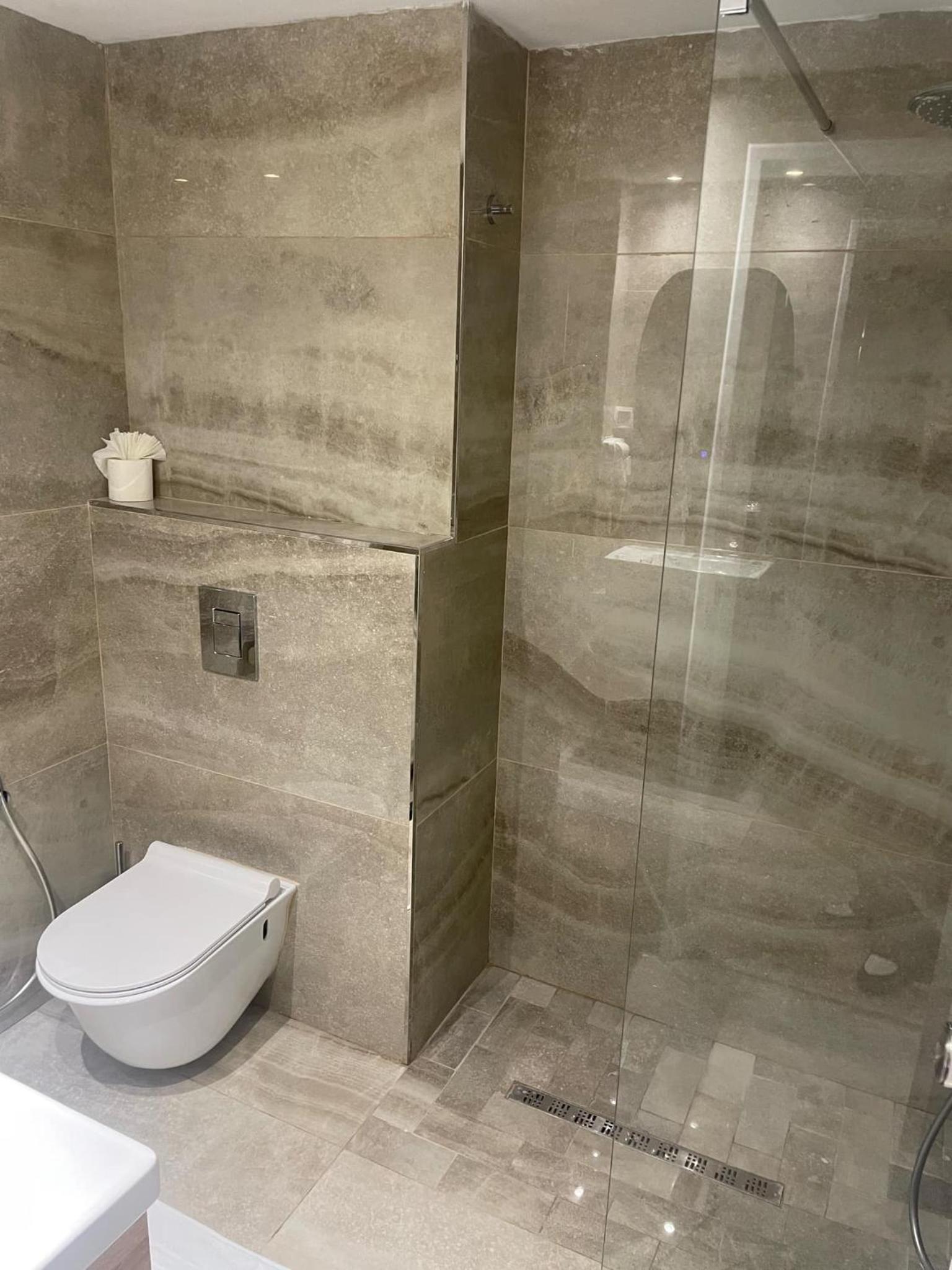 Deluxe Suite photo 2
