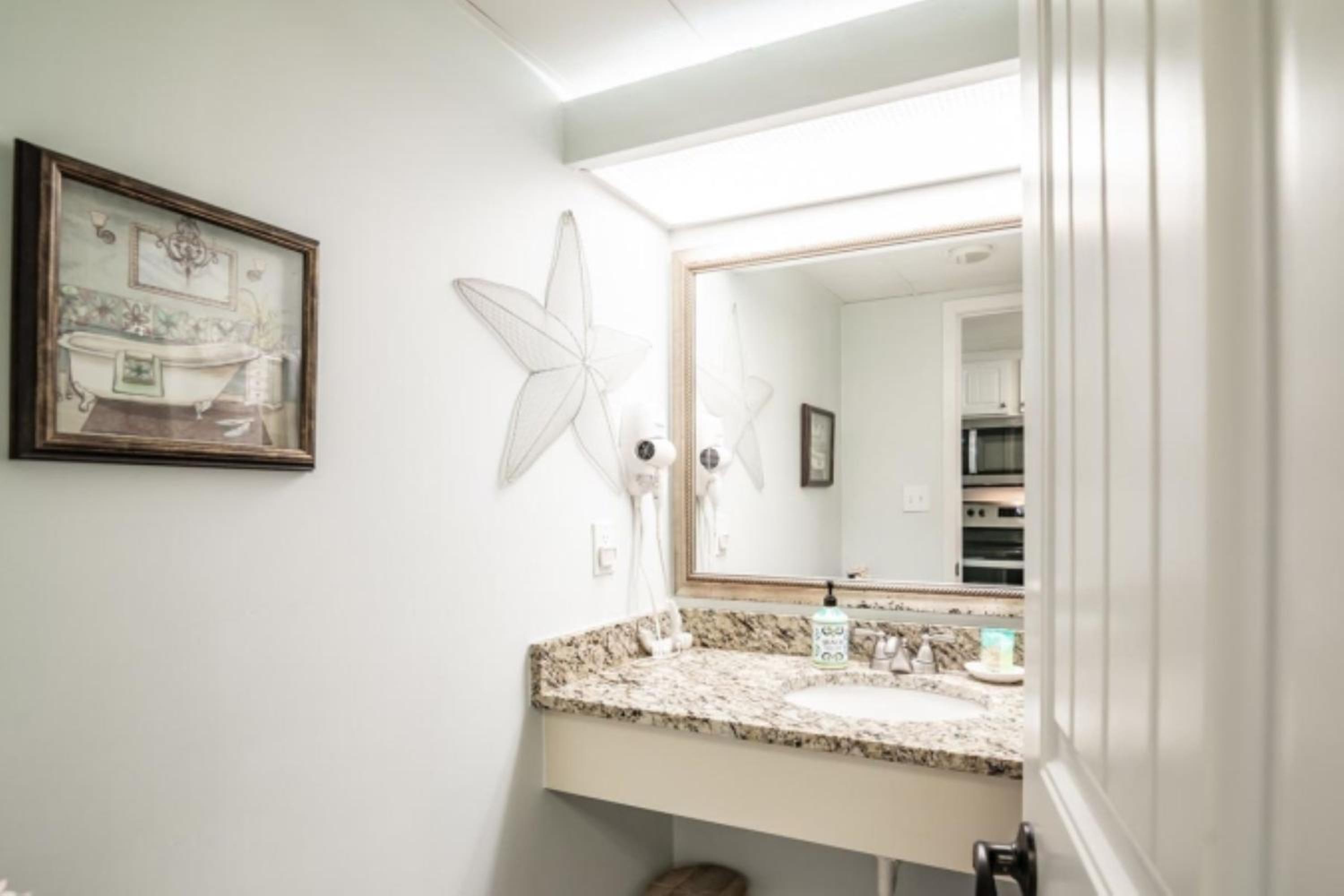 Bridgewater Oceanfront Suite - Photo 3