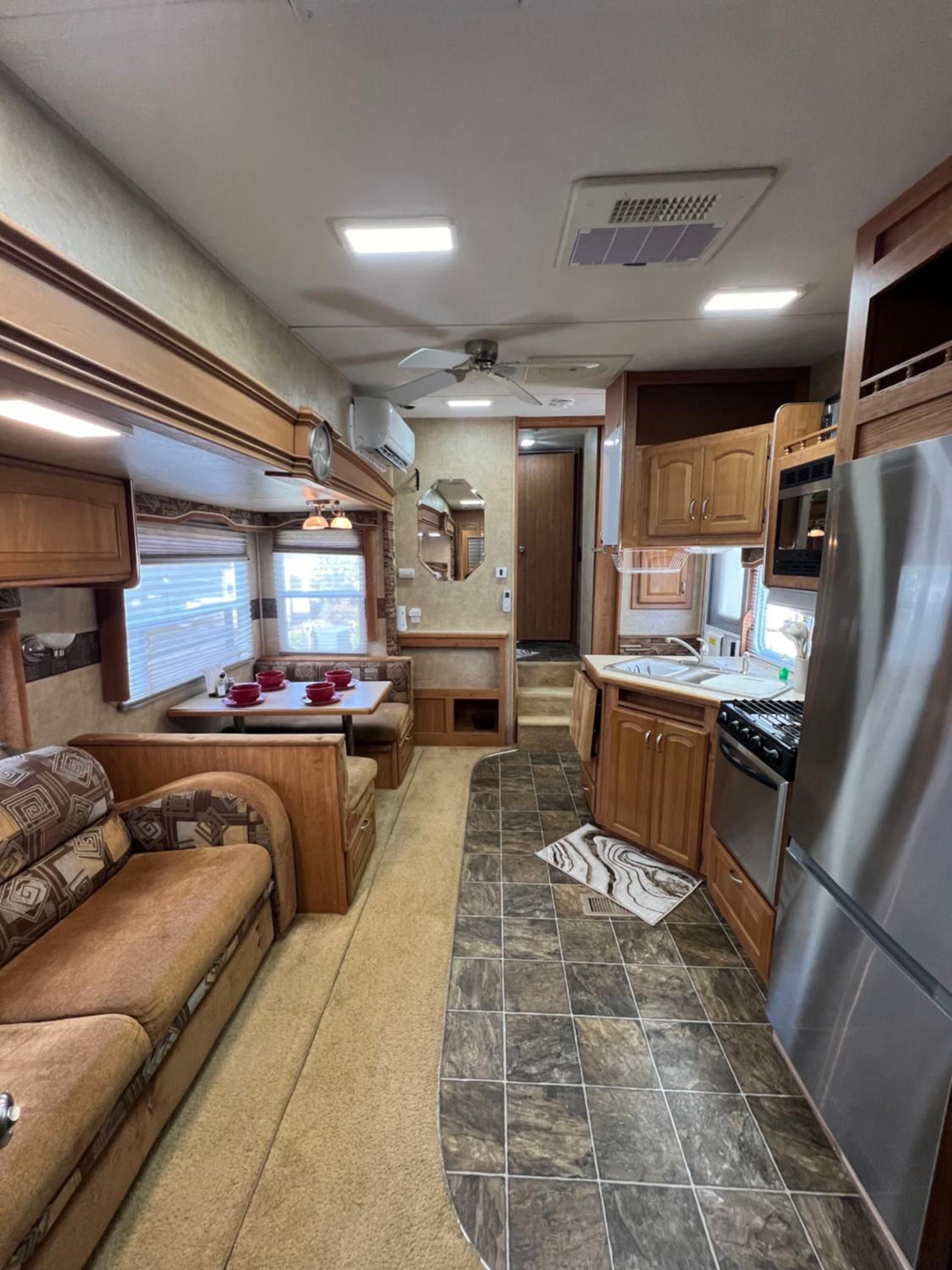 Mobile Home photo 1