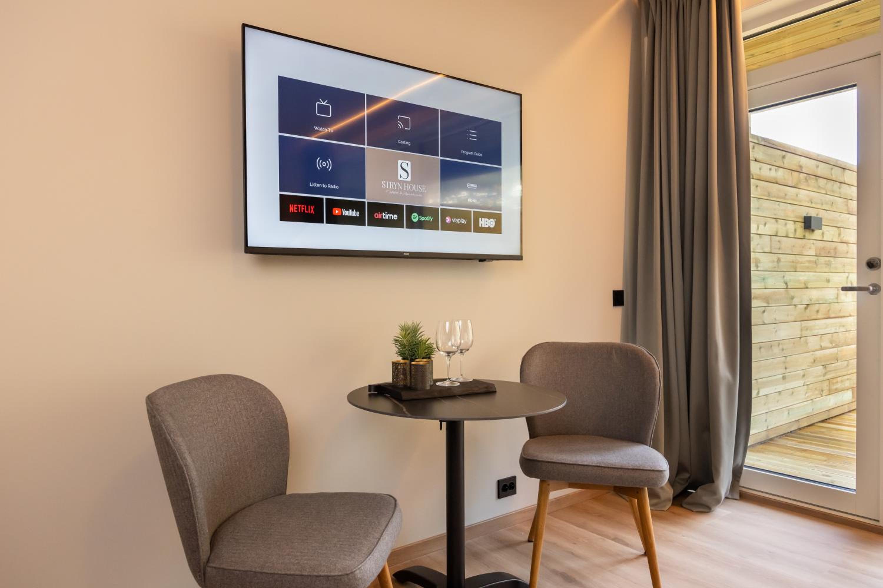 Junior Suite with Terrace - Photo 26