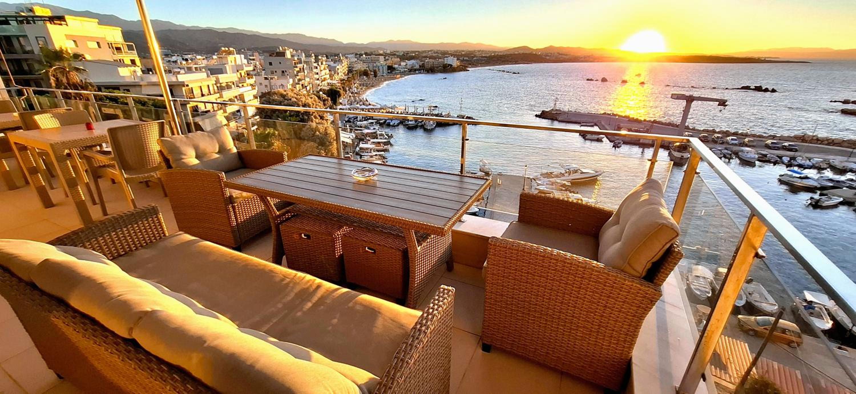 Suite with Sea View - Photo 12