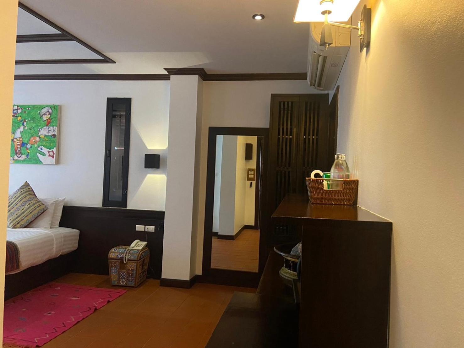 Superior Double Room with Balcony - Photo 16