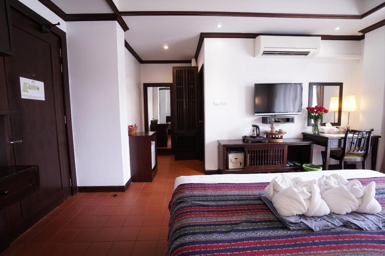 Superior Double Room with Balcony - Photo 22