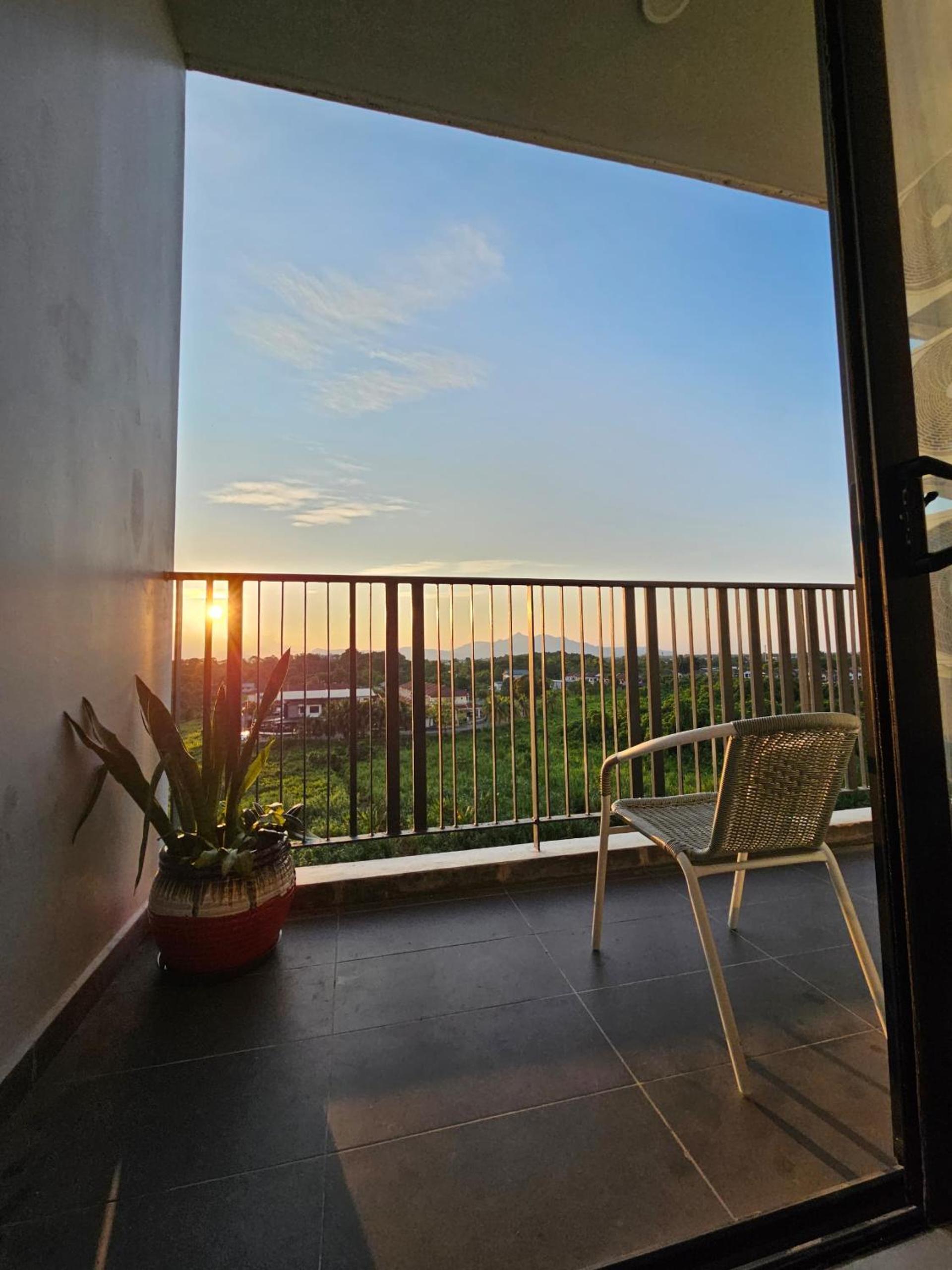 Three-Bedroom Apartment with Balcony photo 2