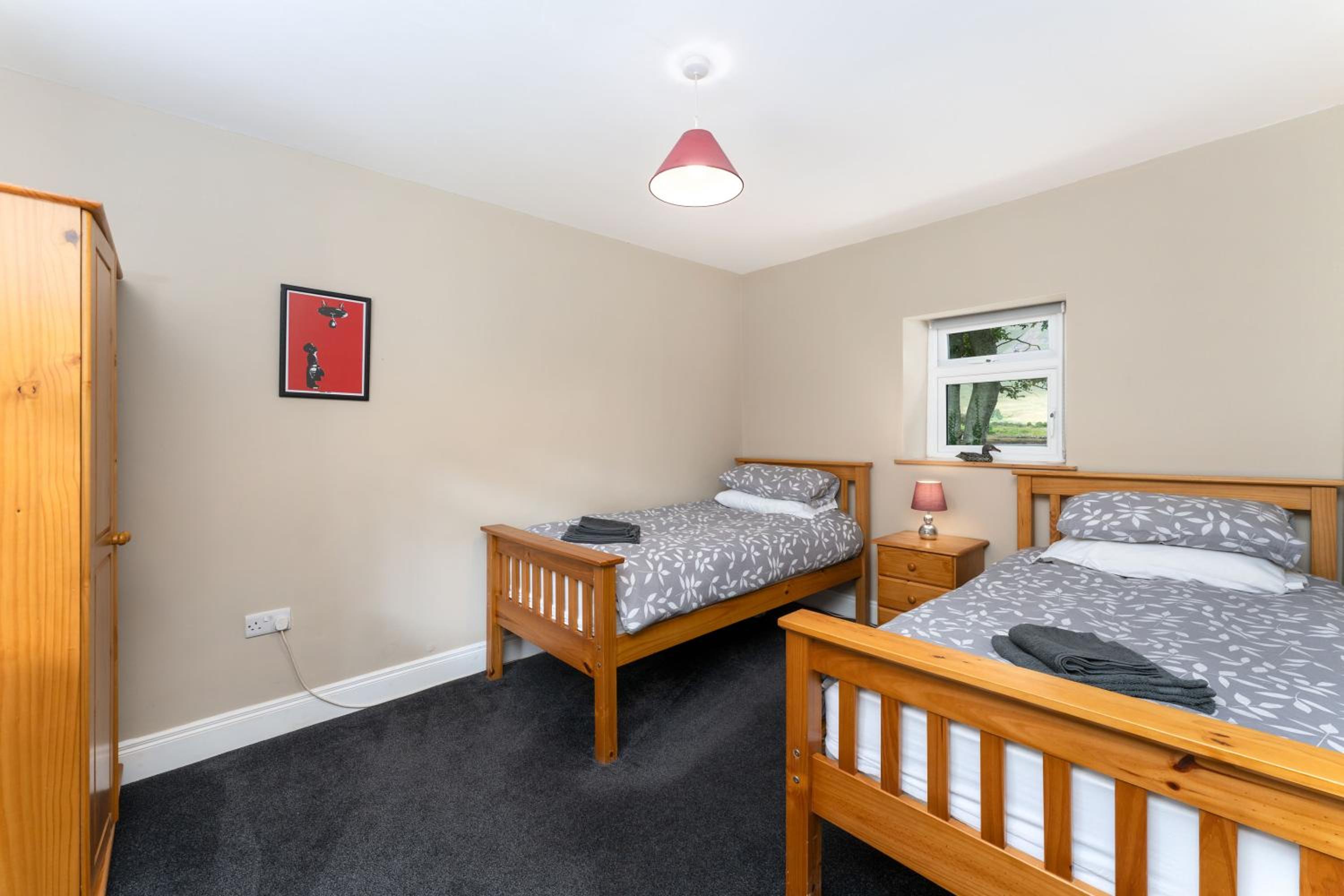 Two-Bedroom House photo 3