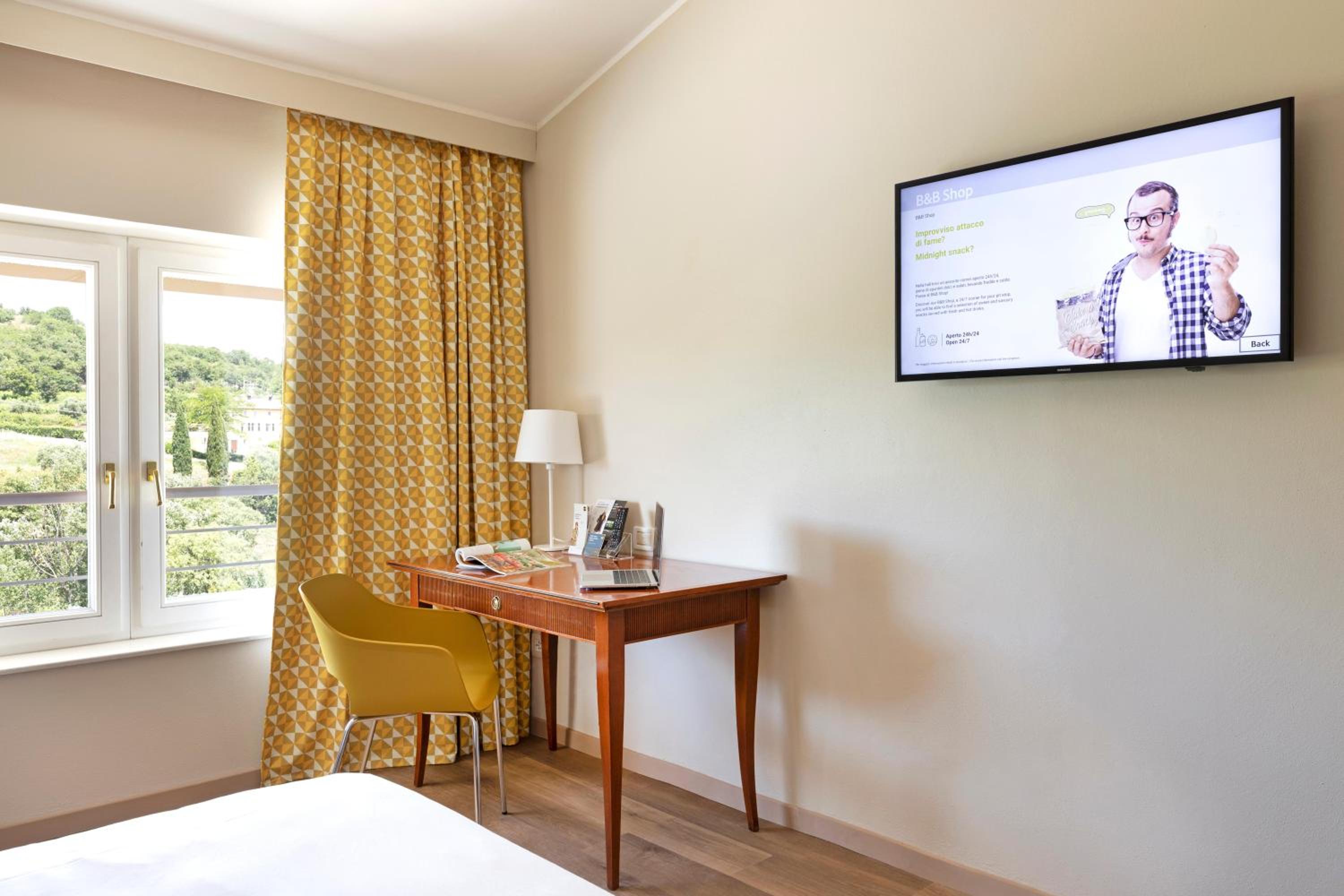 Double Room - Photo 3