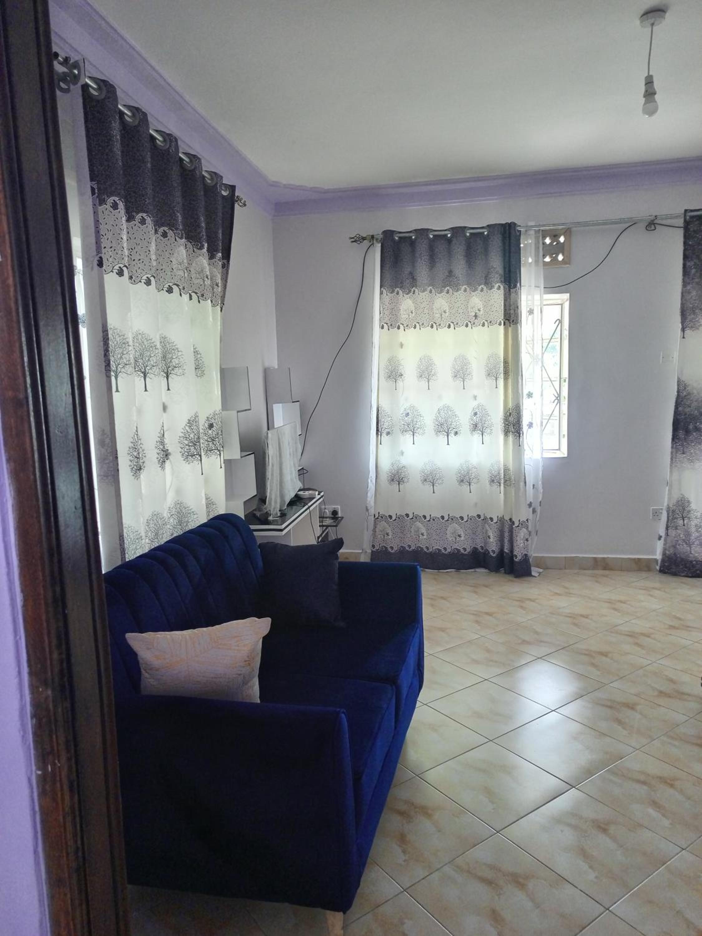 Deluxe Double Room (2 Adults + 1 Child)