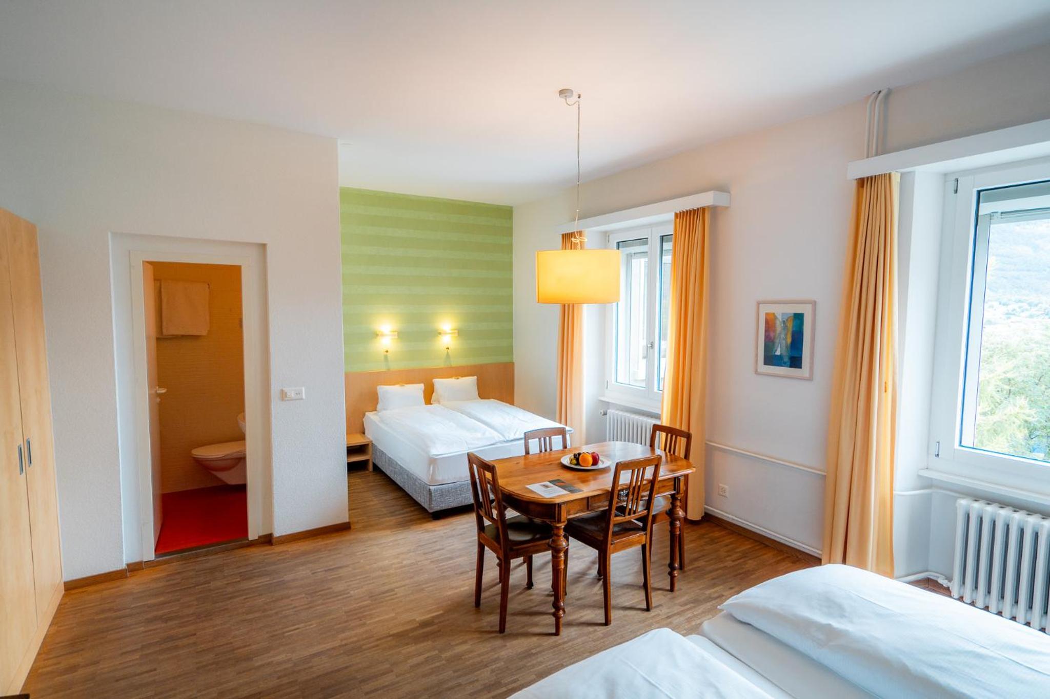 Multi Bed Room Comfort photo 1