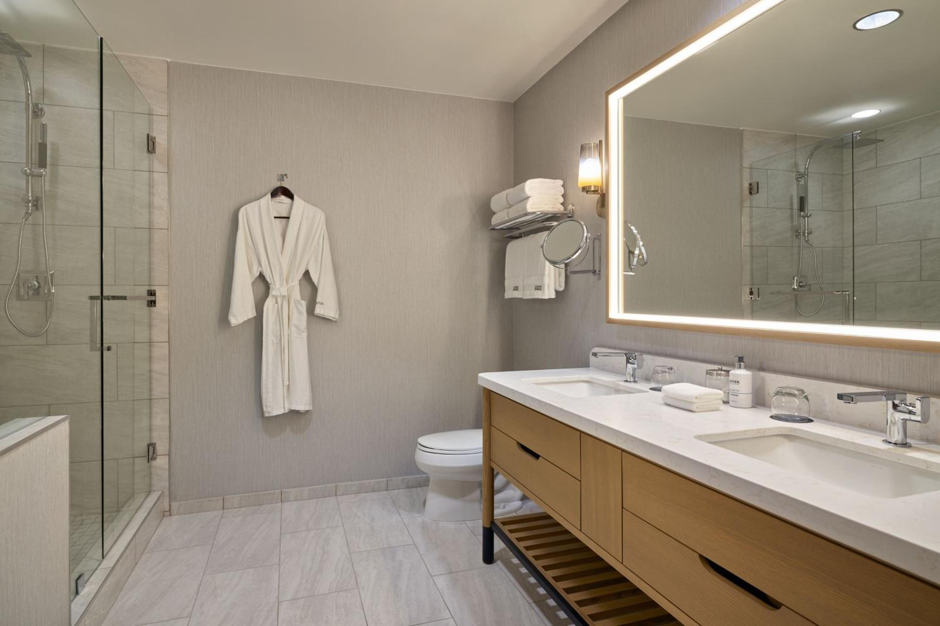 Two Bedroom Suite (Non Smoking) photo 3