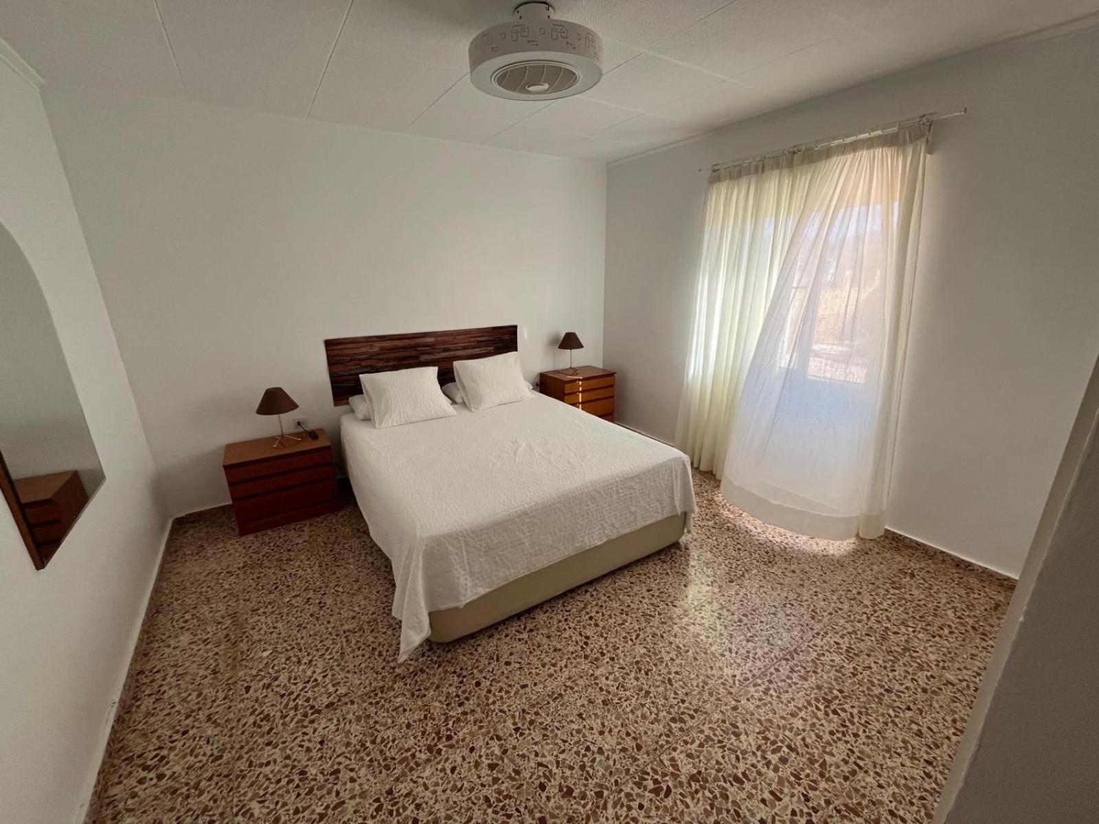 Four-Bedroom House photo 3