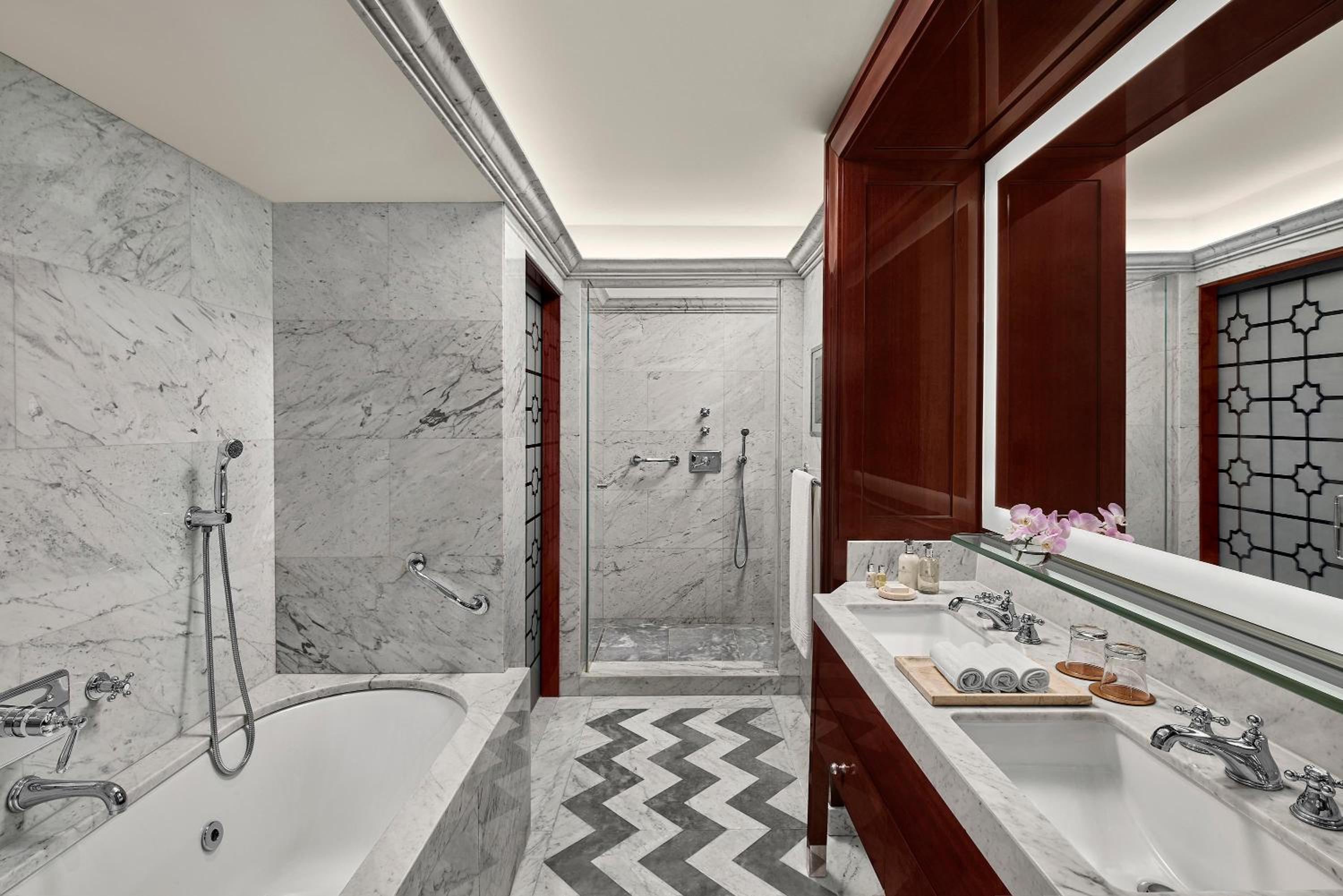 Terrace Suite with Bosphorus View thumbnail 6