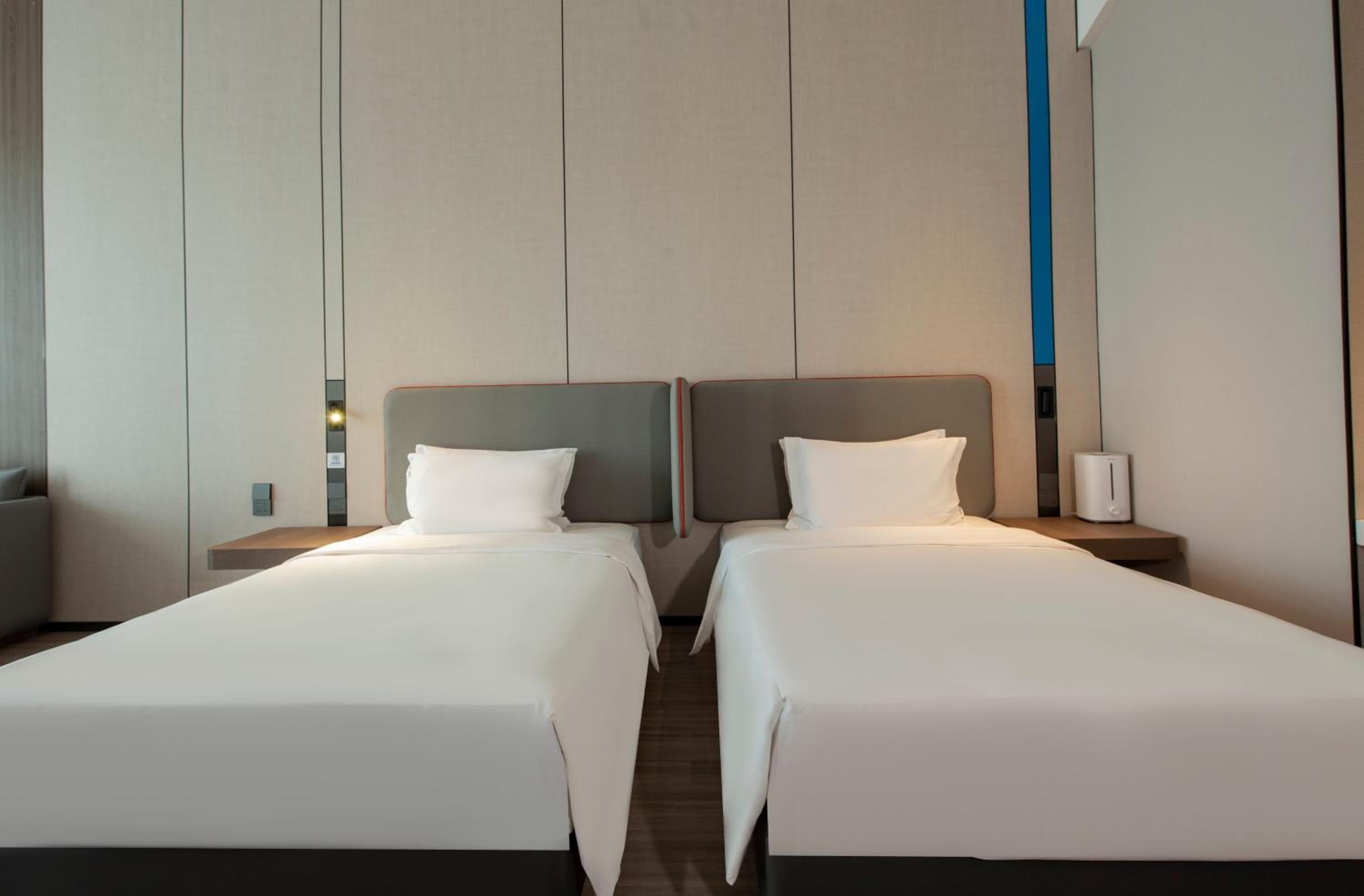 Standard Double Room with Two Double Beds and City View
