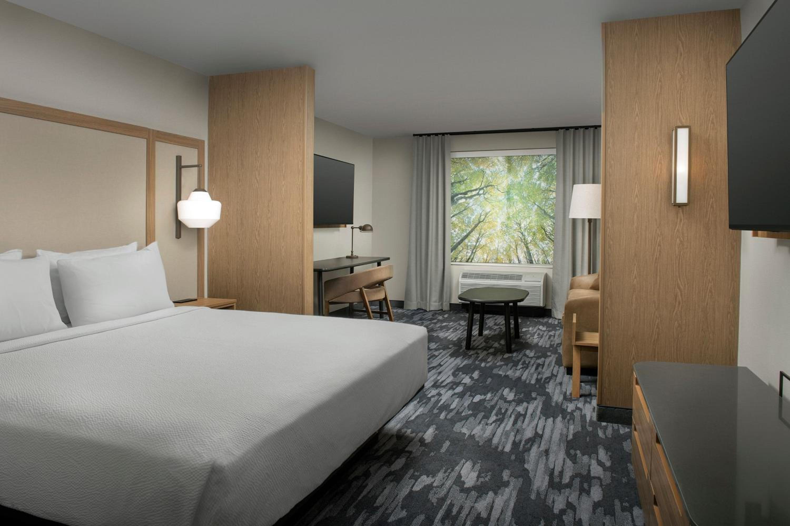 King Suite with Sofa Bed - Photo 2