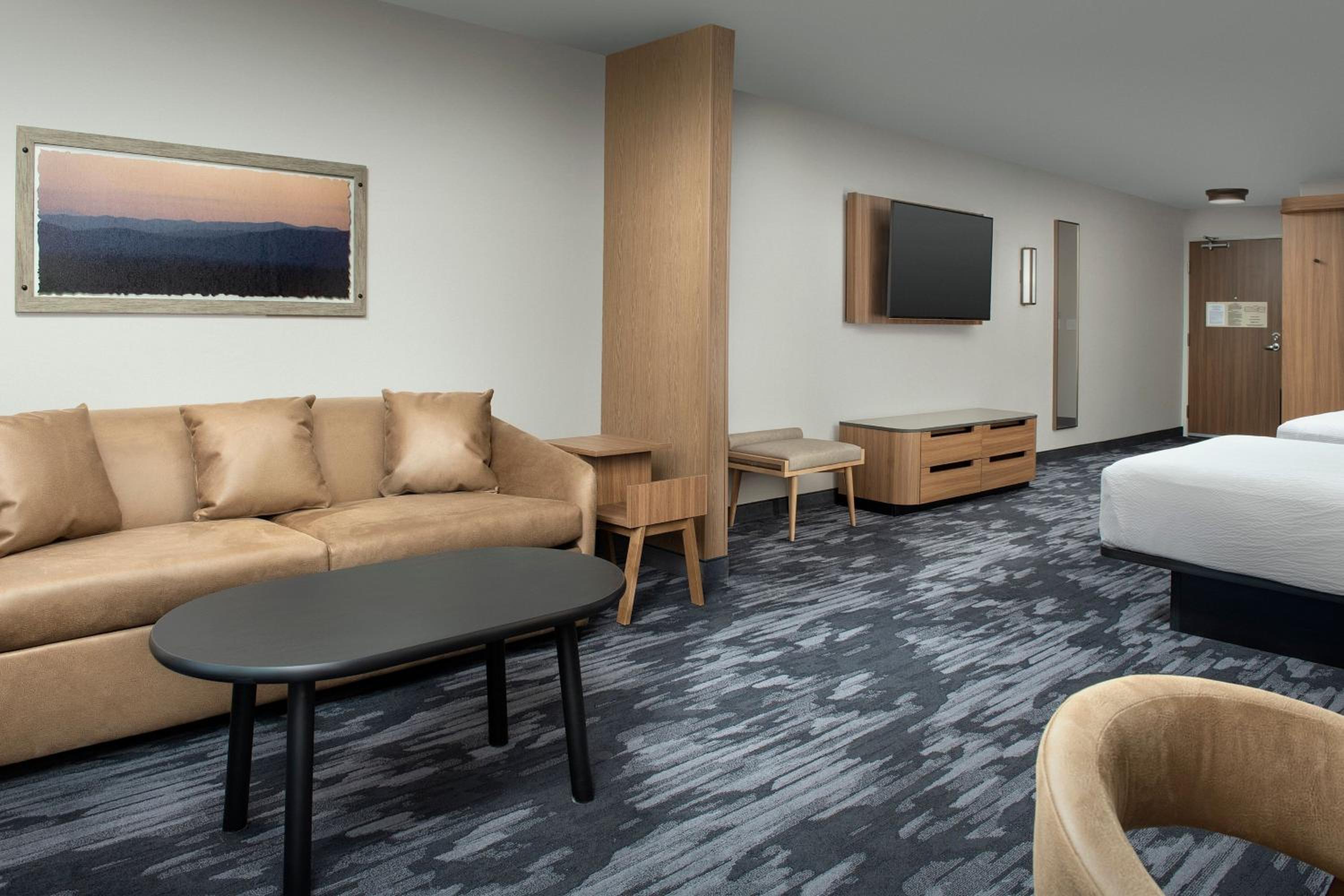 Queen Suite with Two Queen Beds and Sofa Bed - Hearing Accessible - Photo 1