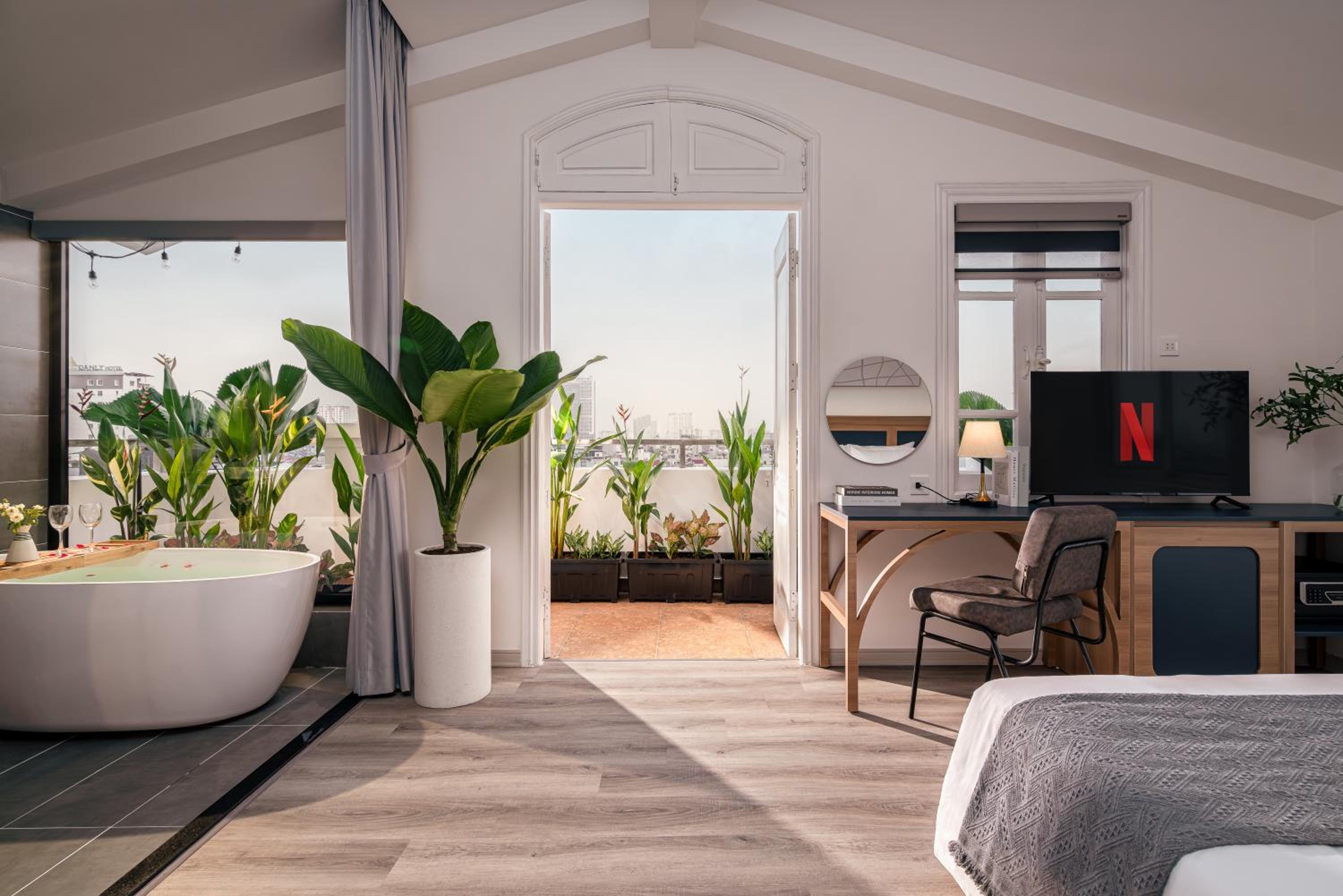 Junior Suite with Balcony