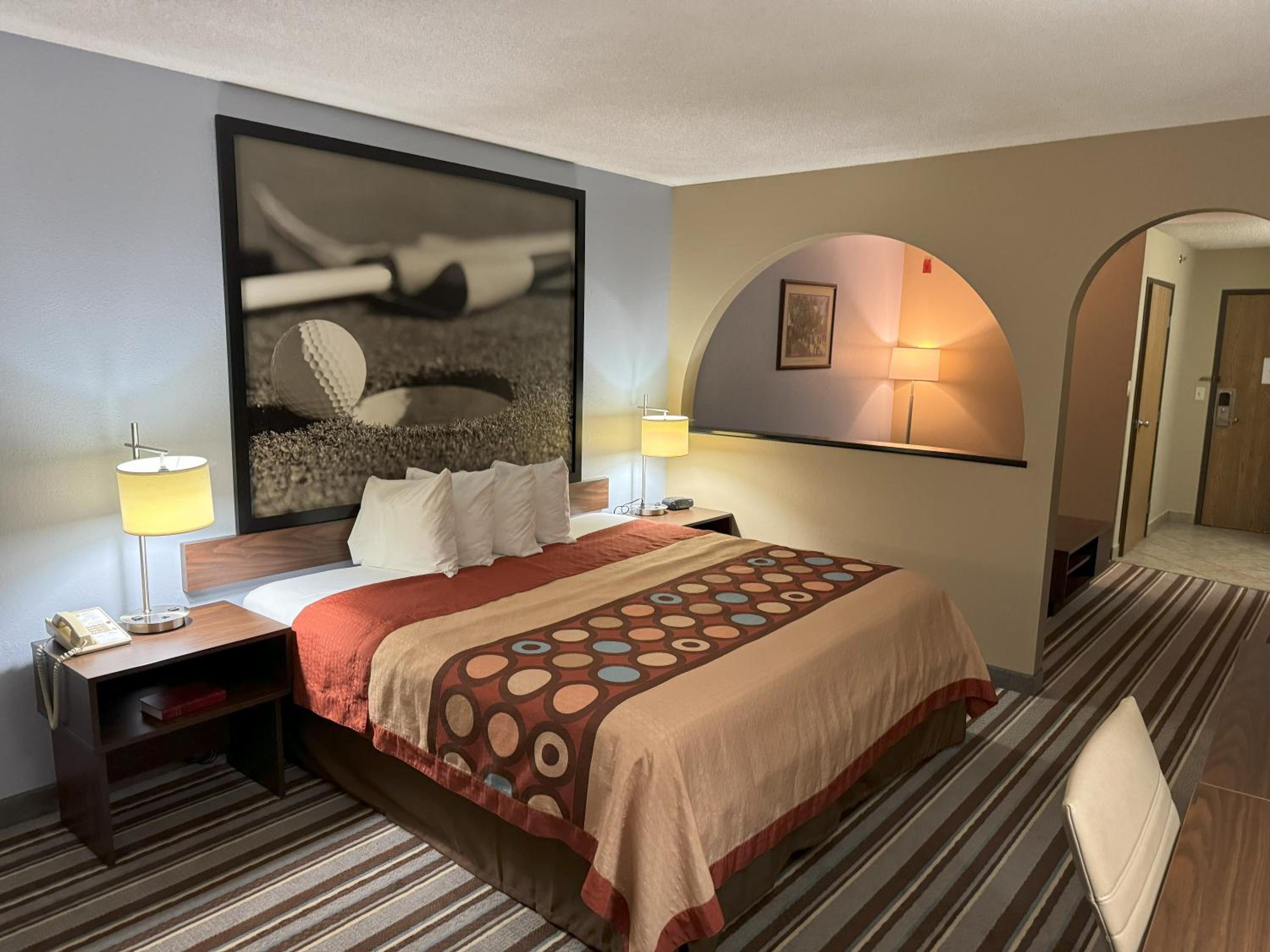 Deluxe King Studio Suite - Non-Smoking - Photo 5
