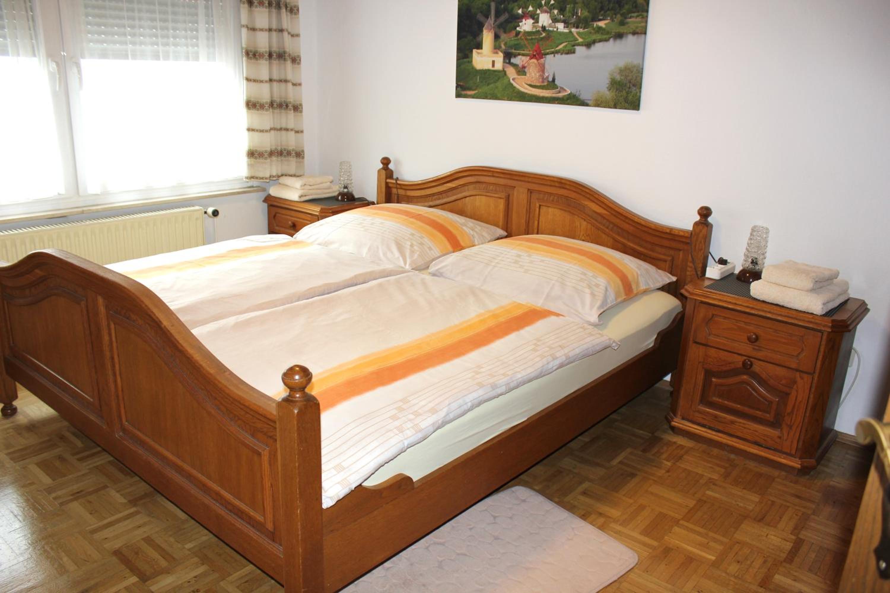 Double or Twin Room with Shower - Photo 4