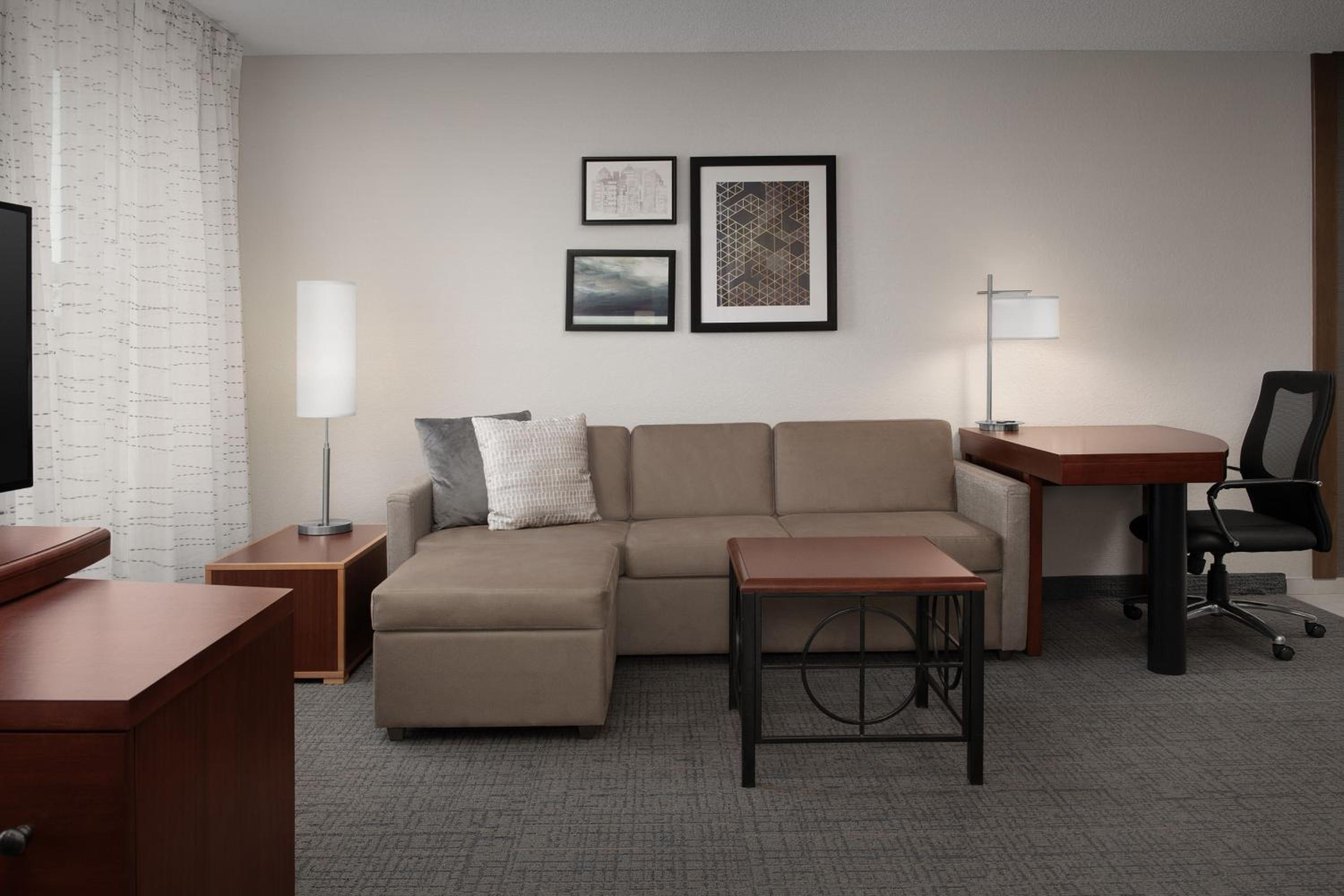 King Studio with Sofa Bed - Photo 1