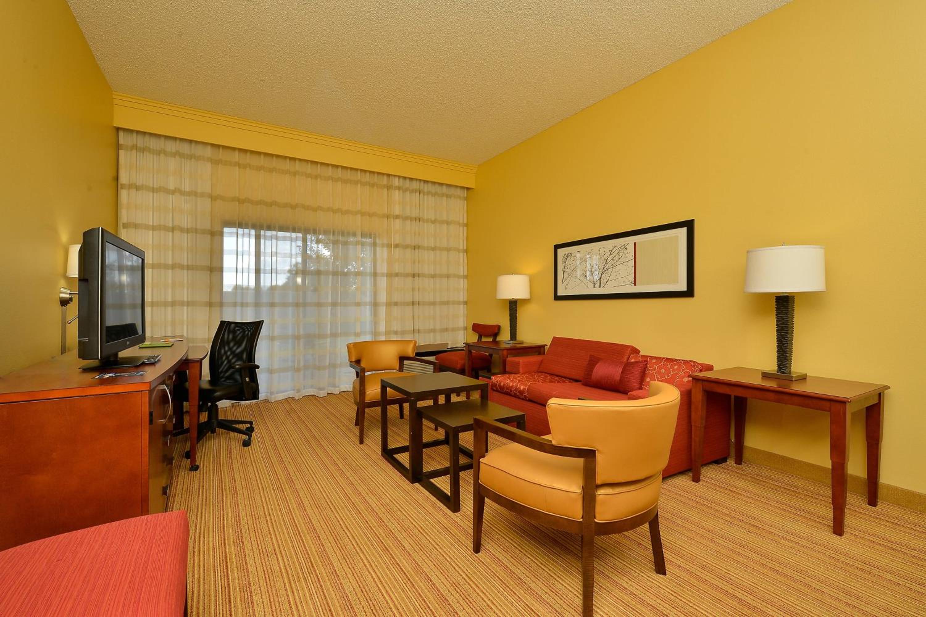 King Suite with Sofa Bed - Hearing Accessible - Photo 2