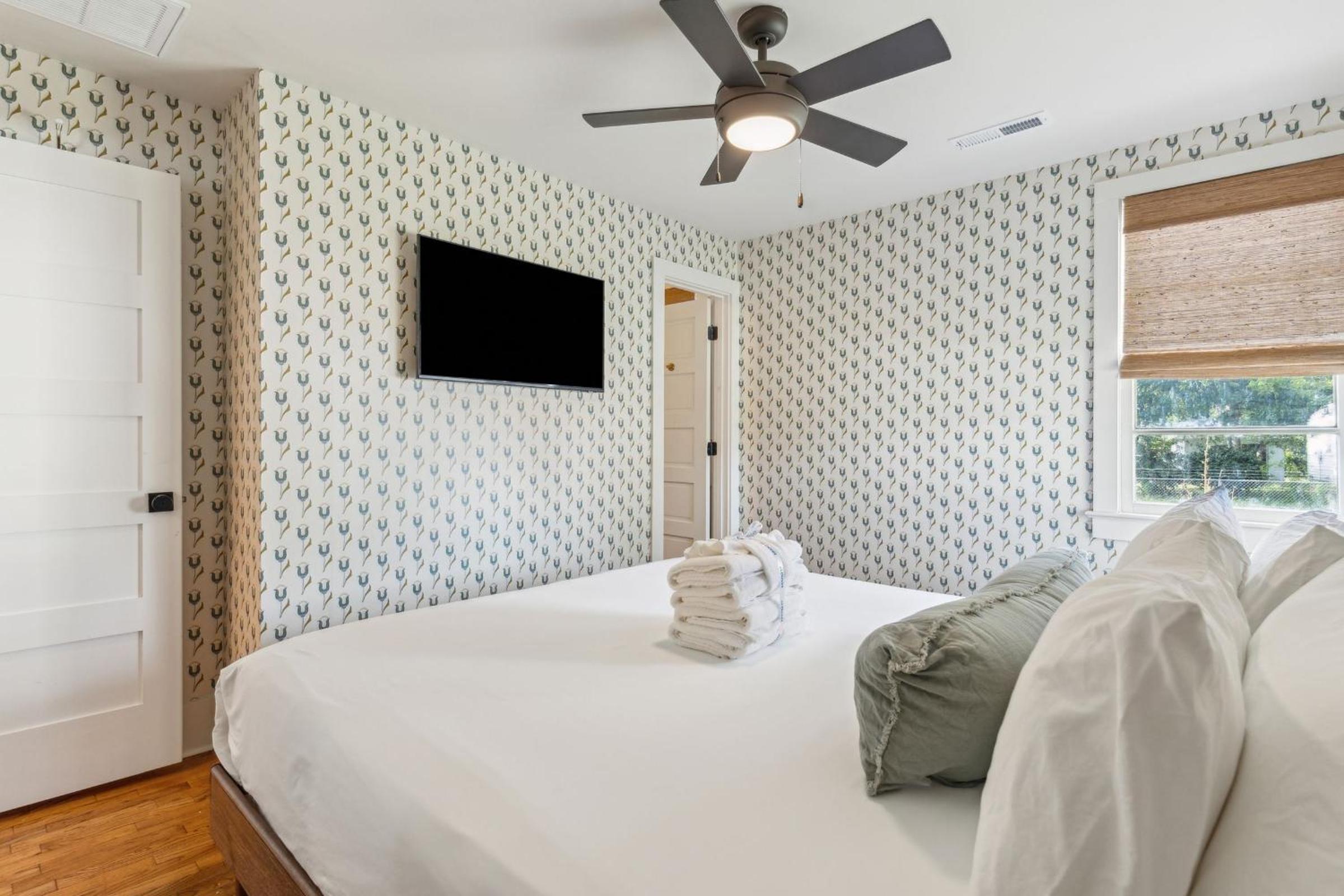 Two-Bedroom House photo 1