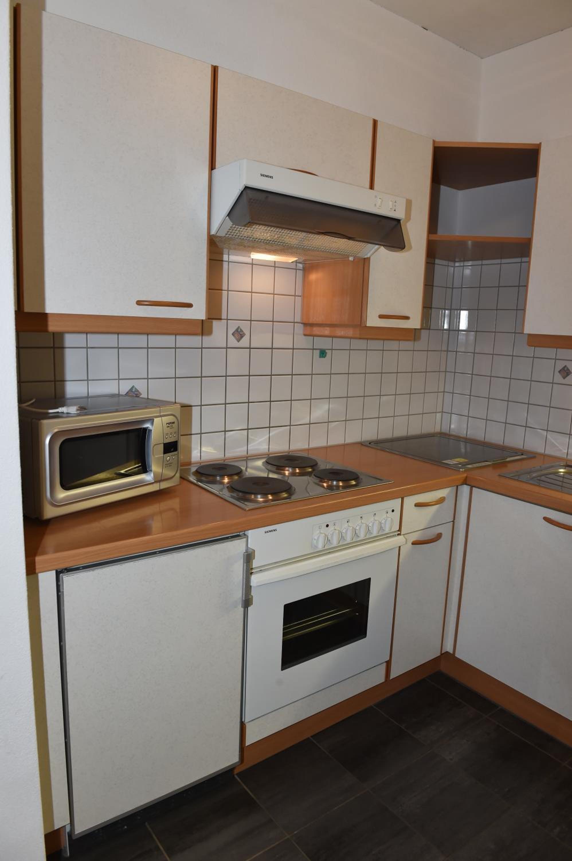 Two-Bedroom Apartment - Photo 16
