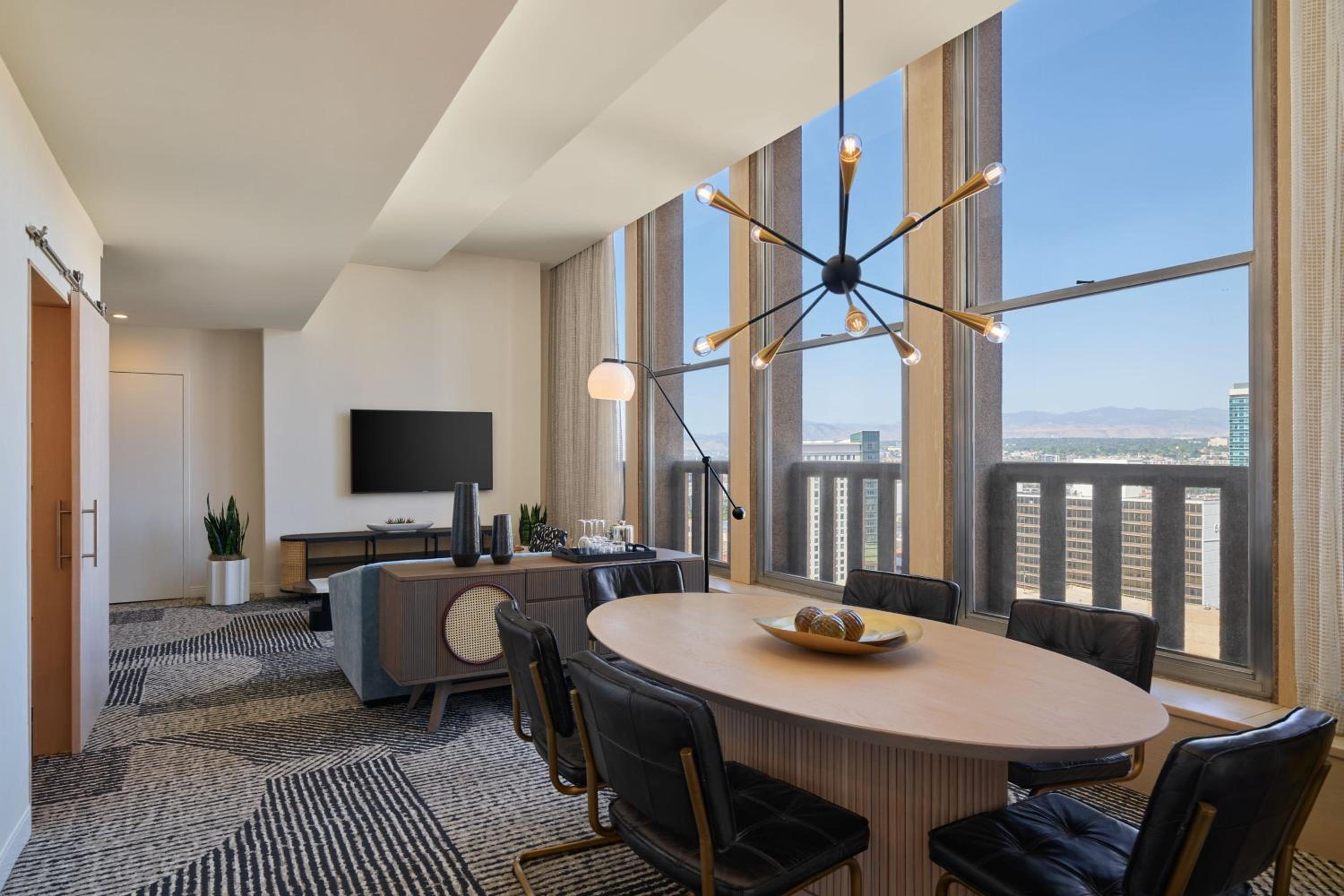 One-Bedroom Presidential Suite