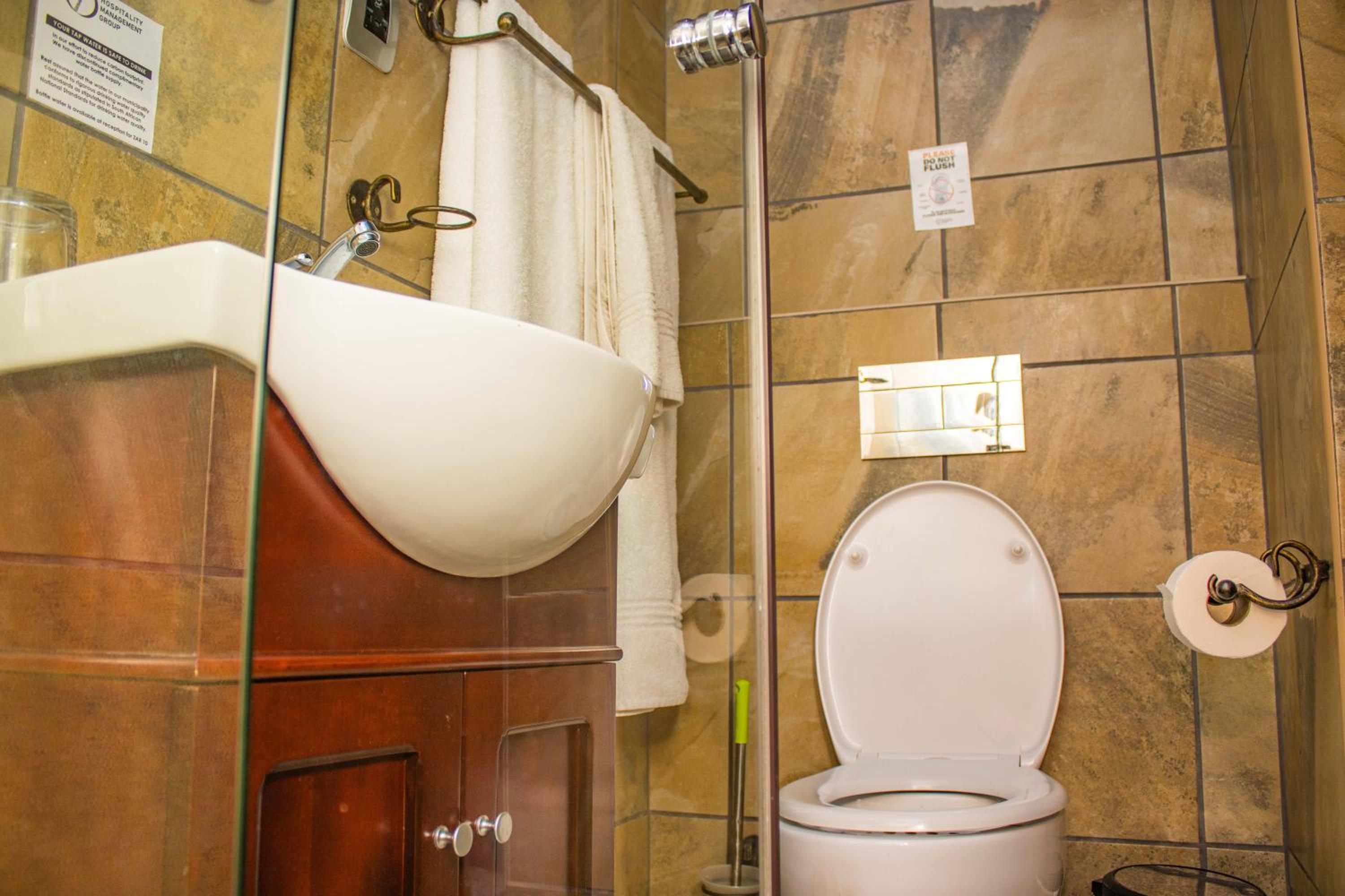 Deluxe Double or Twin Room - Photo 29