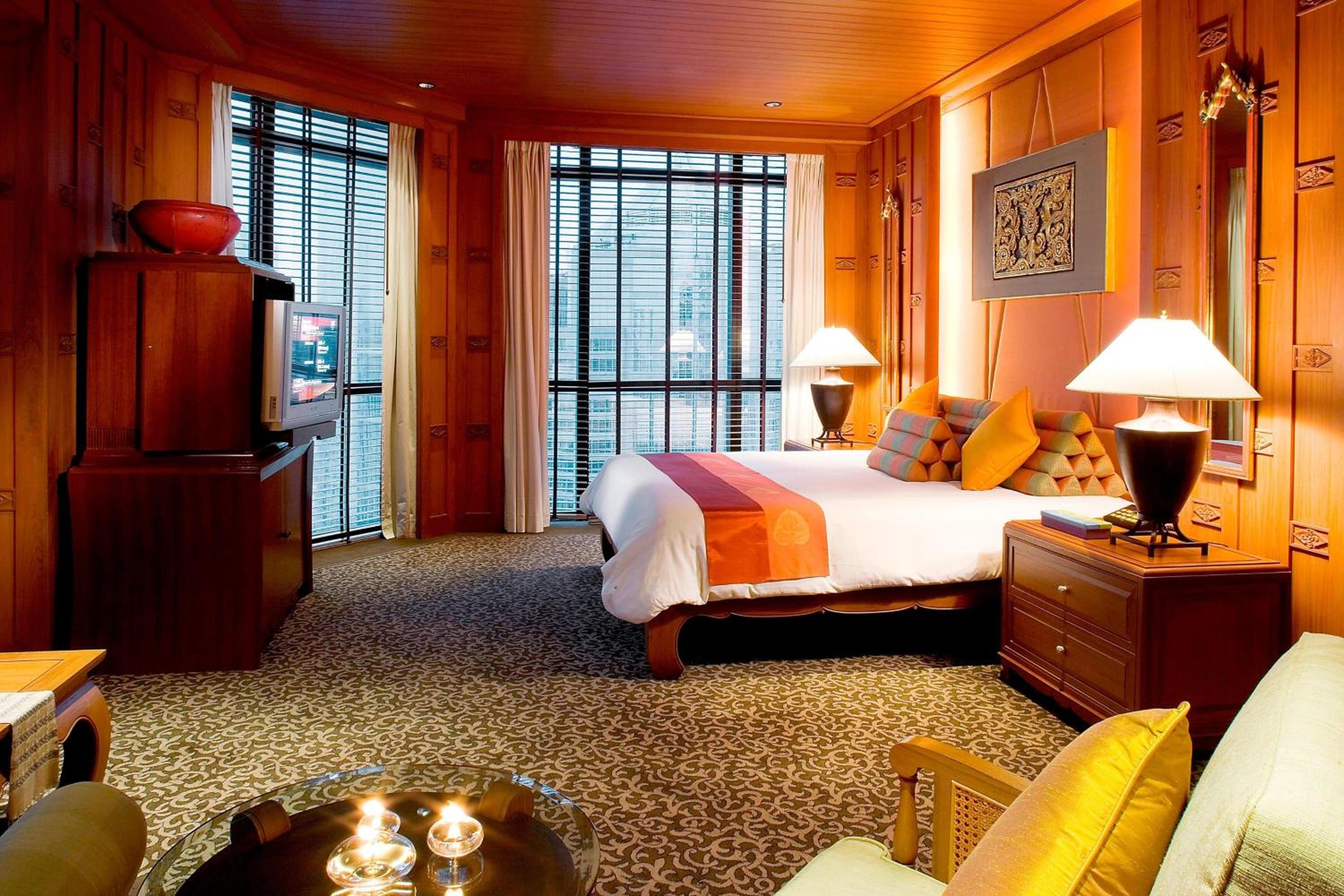 Ruen Thai, Club lounge access, 2 Bedroom Suite, City view