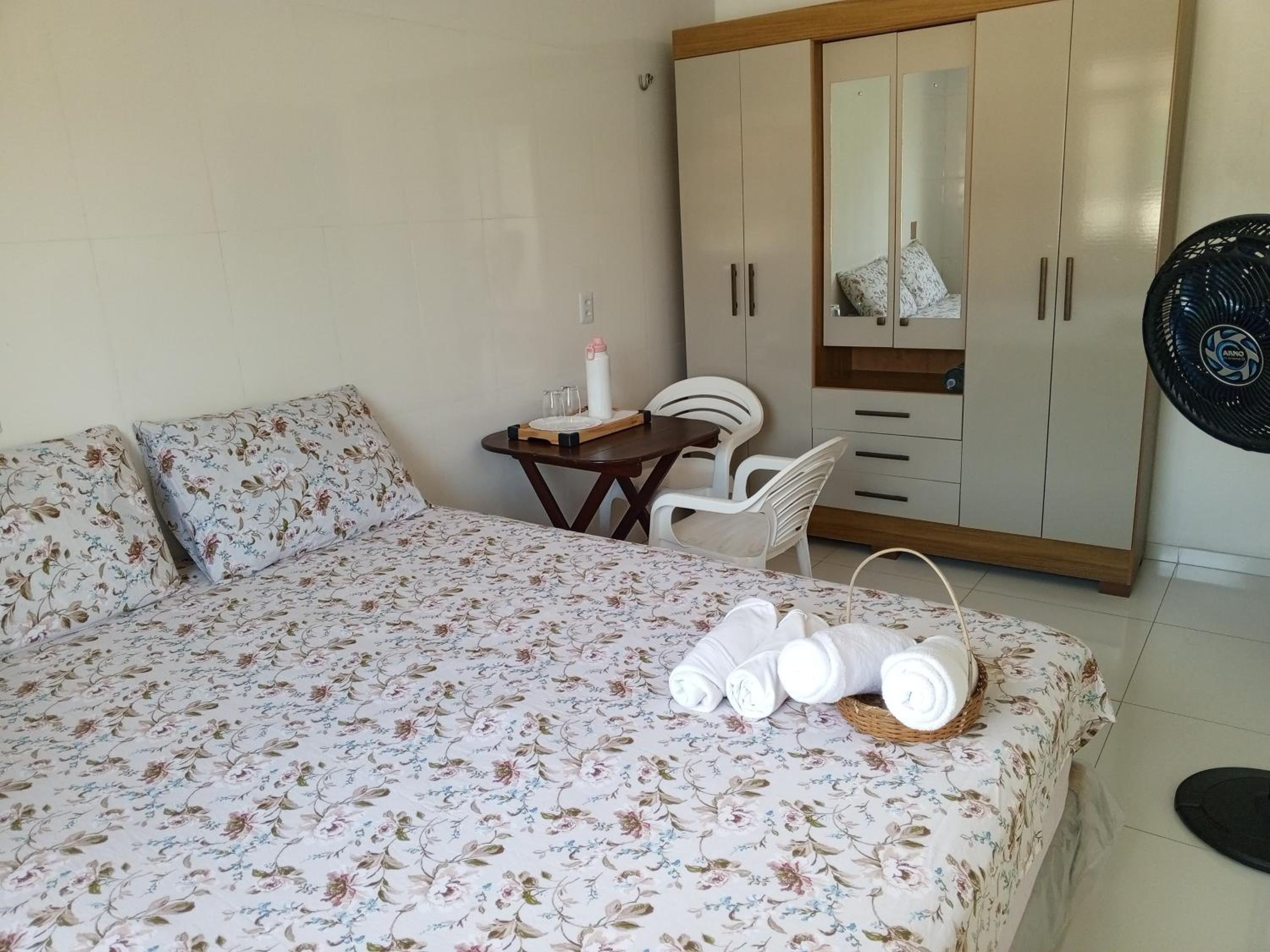 Large Double Room photo 3