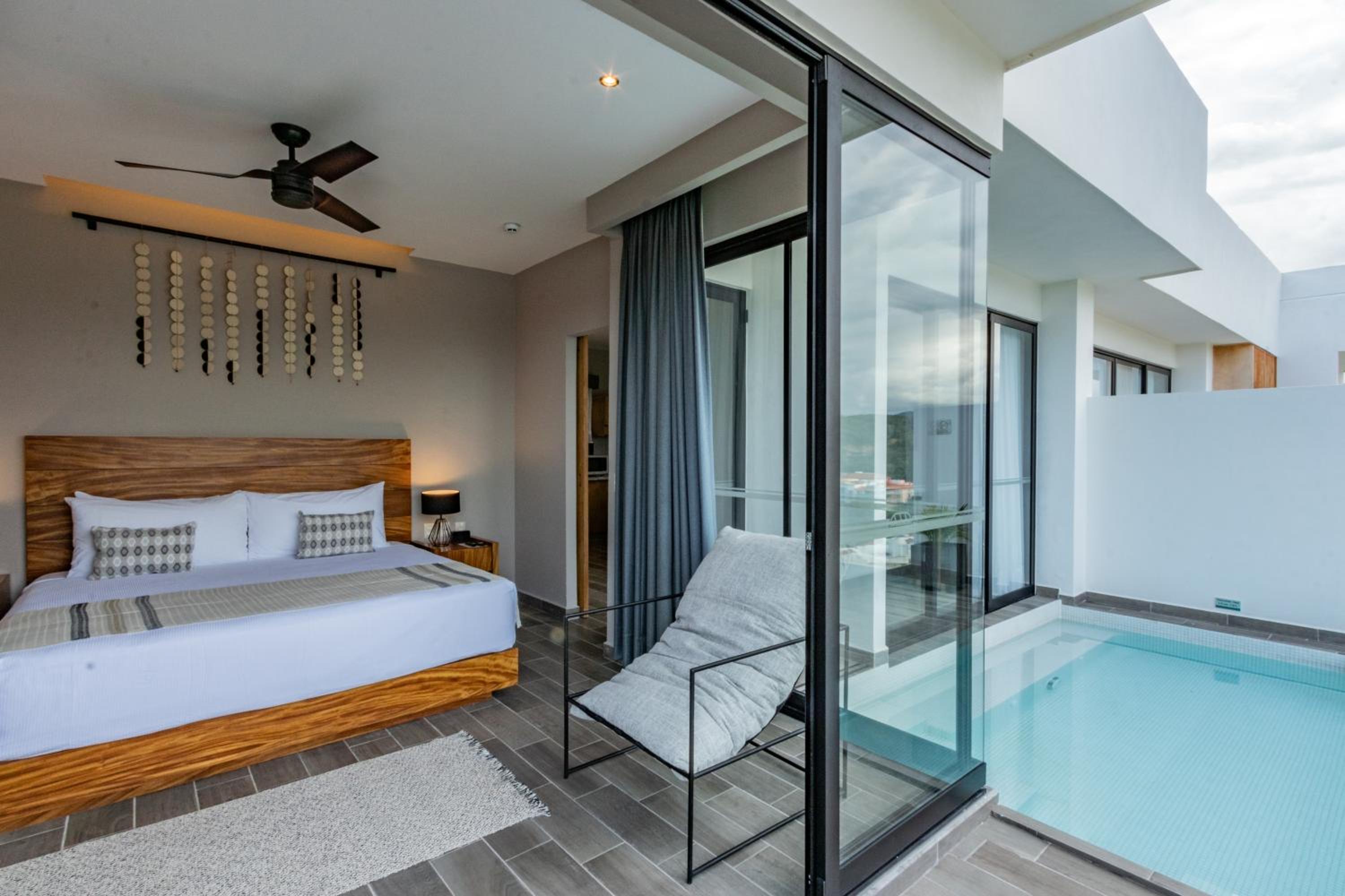 Family Room with Sea View