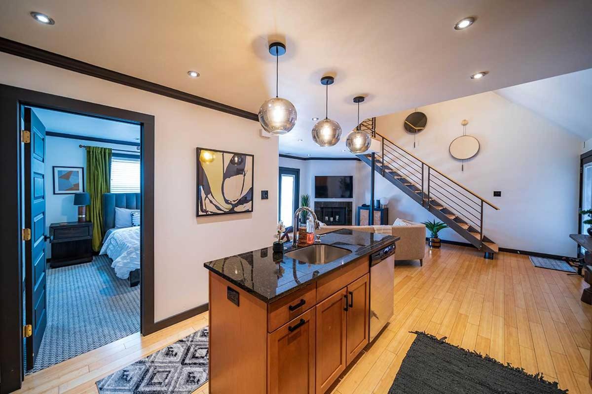 Three-Bedroom Apartment - High Floor