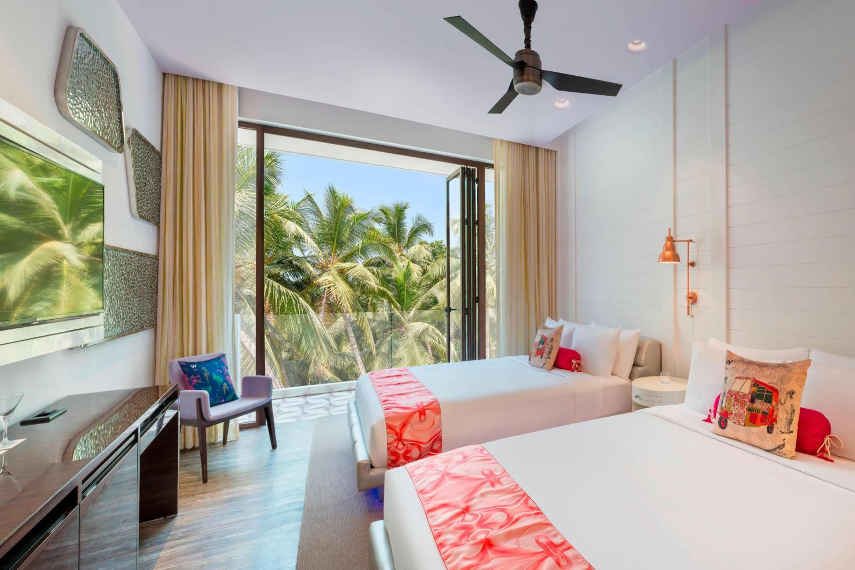 2 Queen Beds, Grand Superior Guest Room, Balcony photo 2