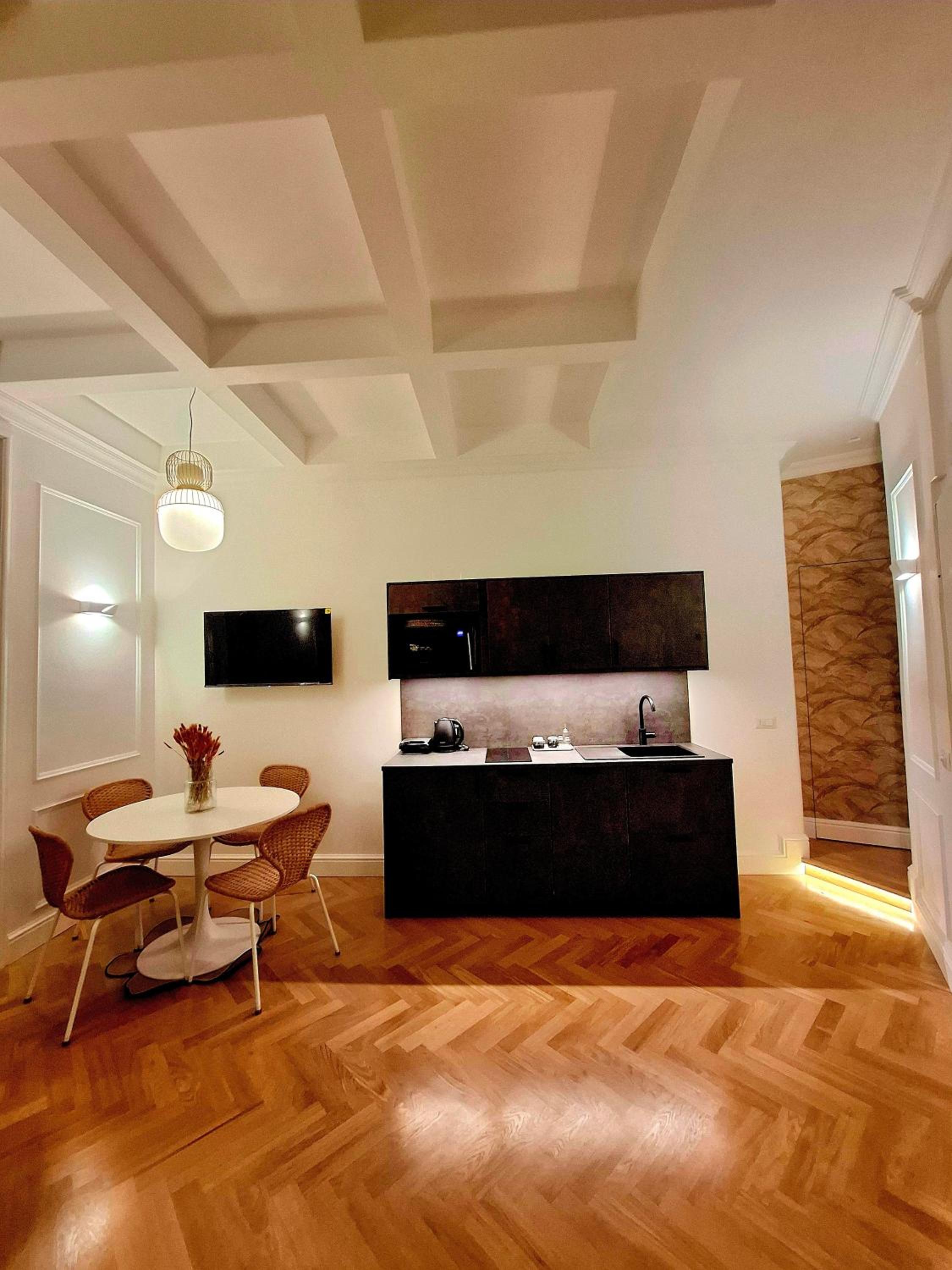 Superior One-Bedroom Apartment with Balcony photo 3