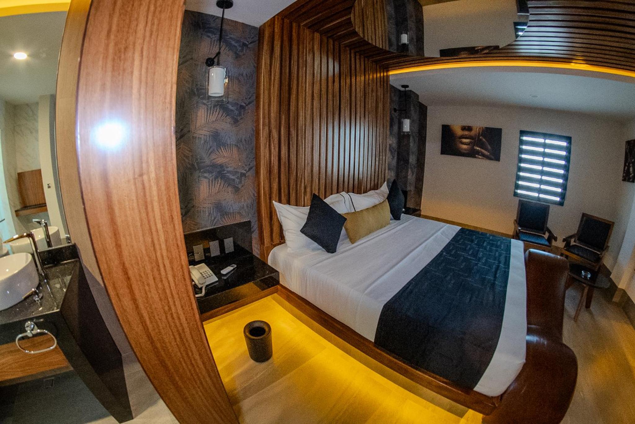 Double Room with Private Bathroom