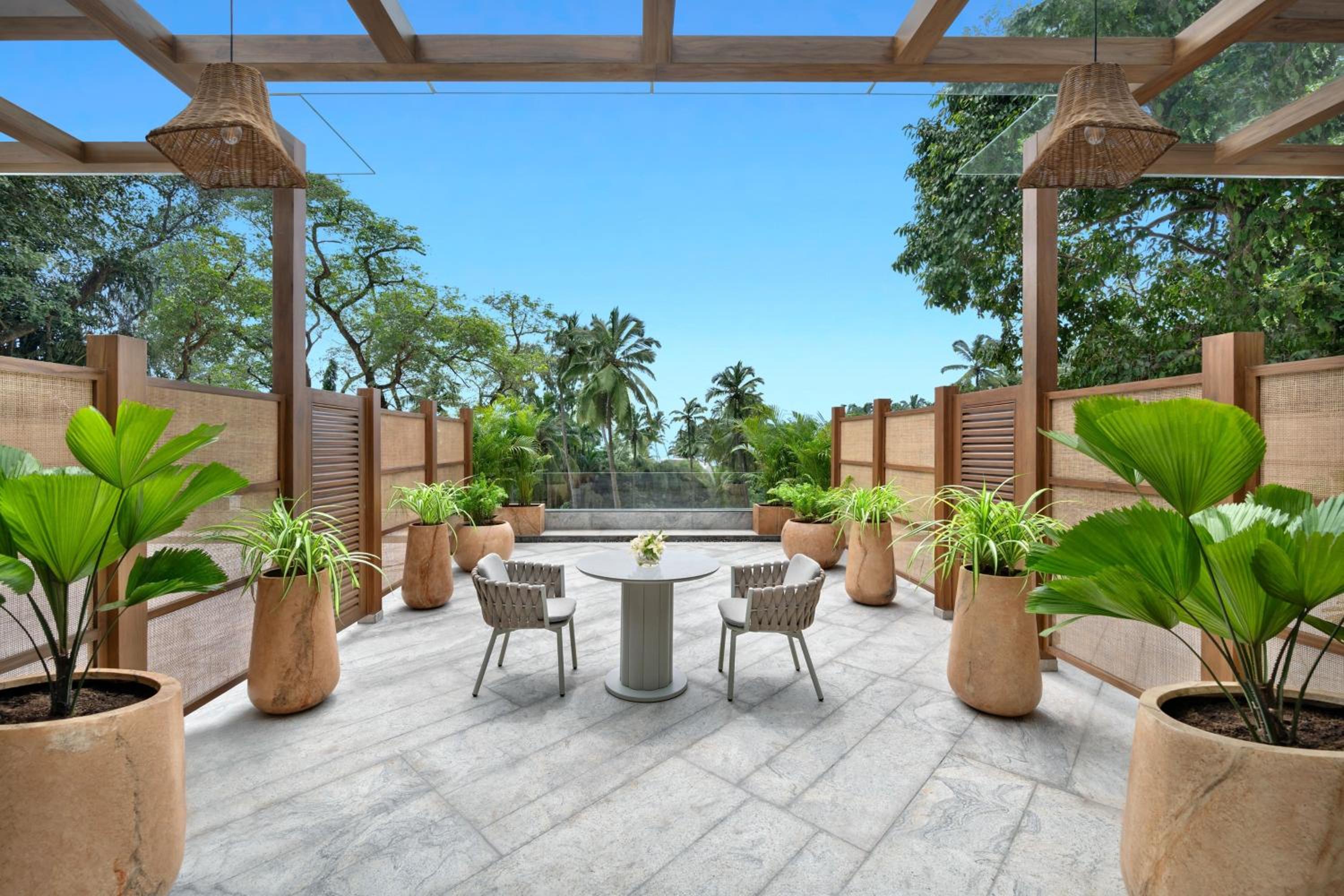 Supreme Wow Suite, Balcony, Patio photo