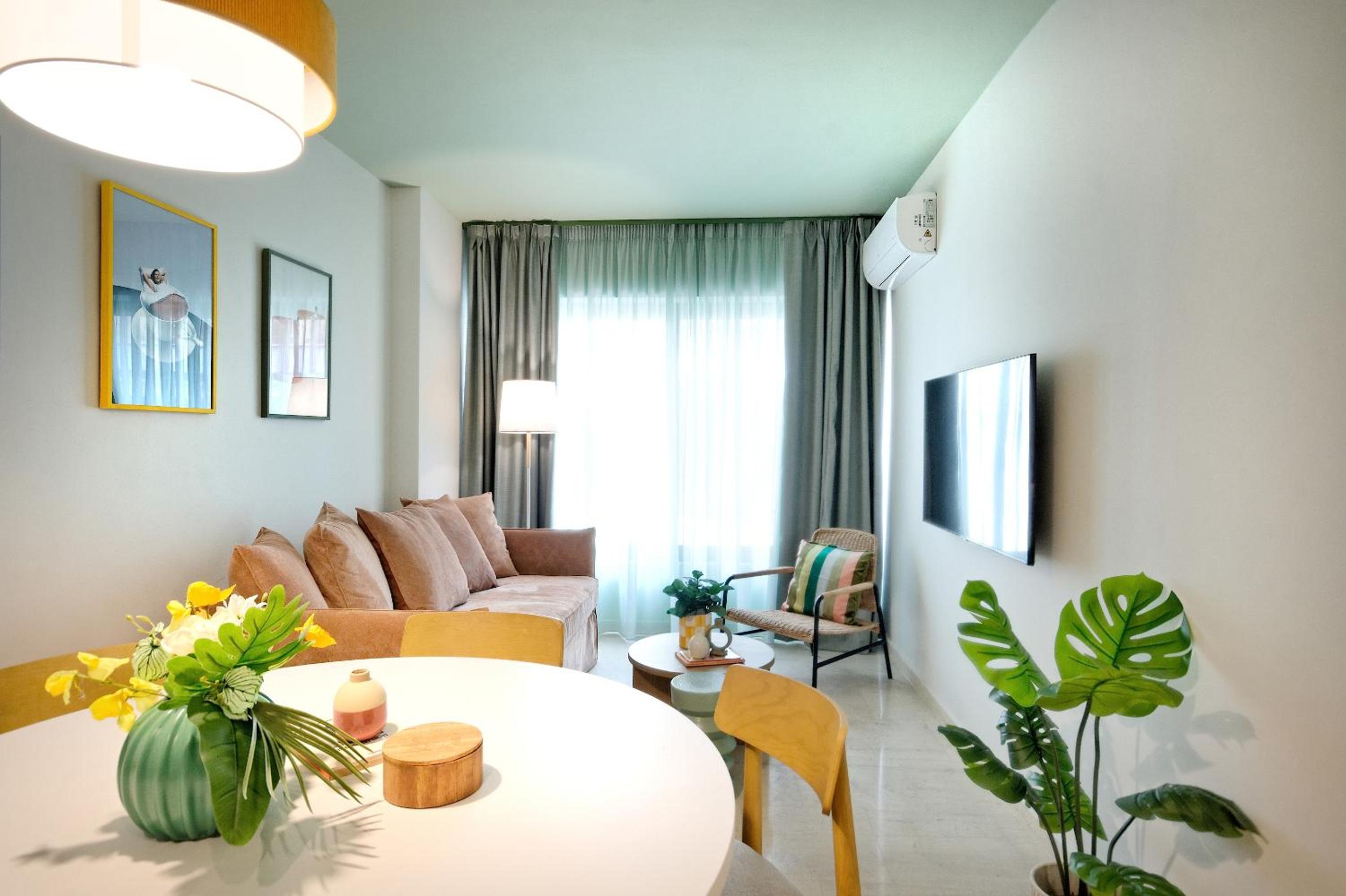 Two-Bedroom Deluxe Apartment photo 1