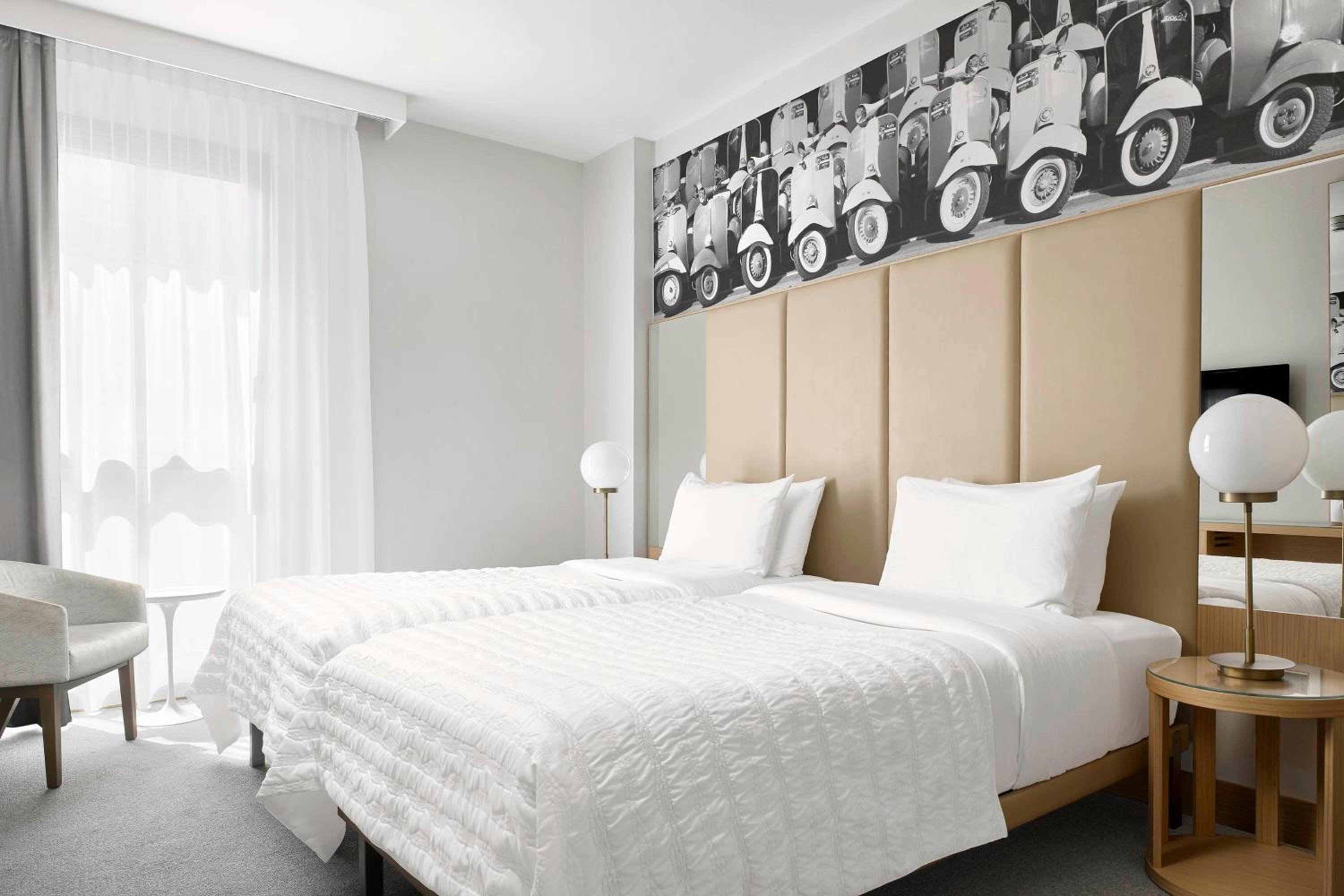 Superior Twin Room, Smaller Guest room, 2 Twin/Single Bed(s)