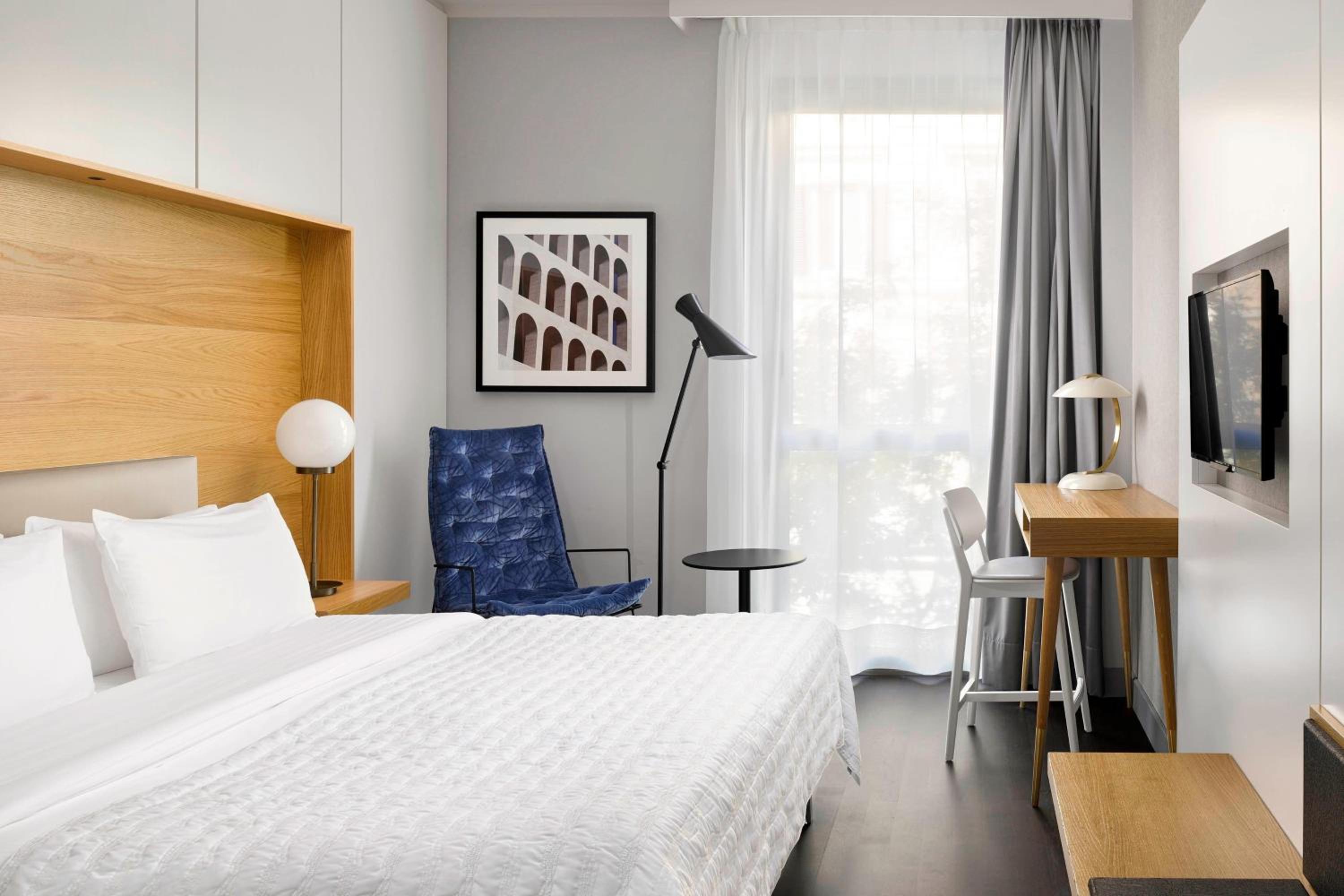 Superior Double Room, Smaller Guest room, King, Limited view