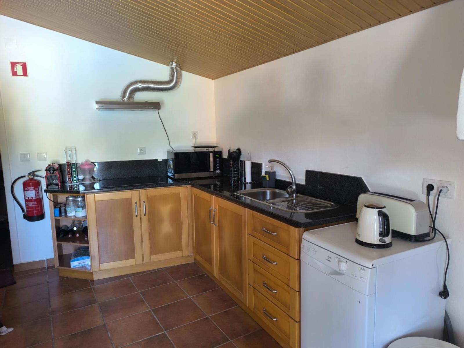 Three-Bedroom Villa photo 3