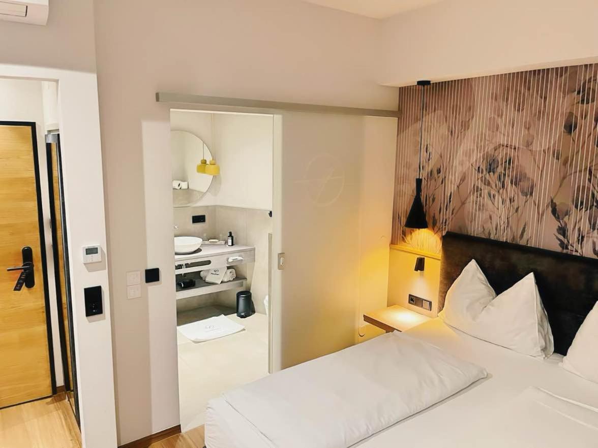 Comfort Double Room - Photo 1