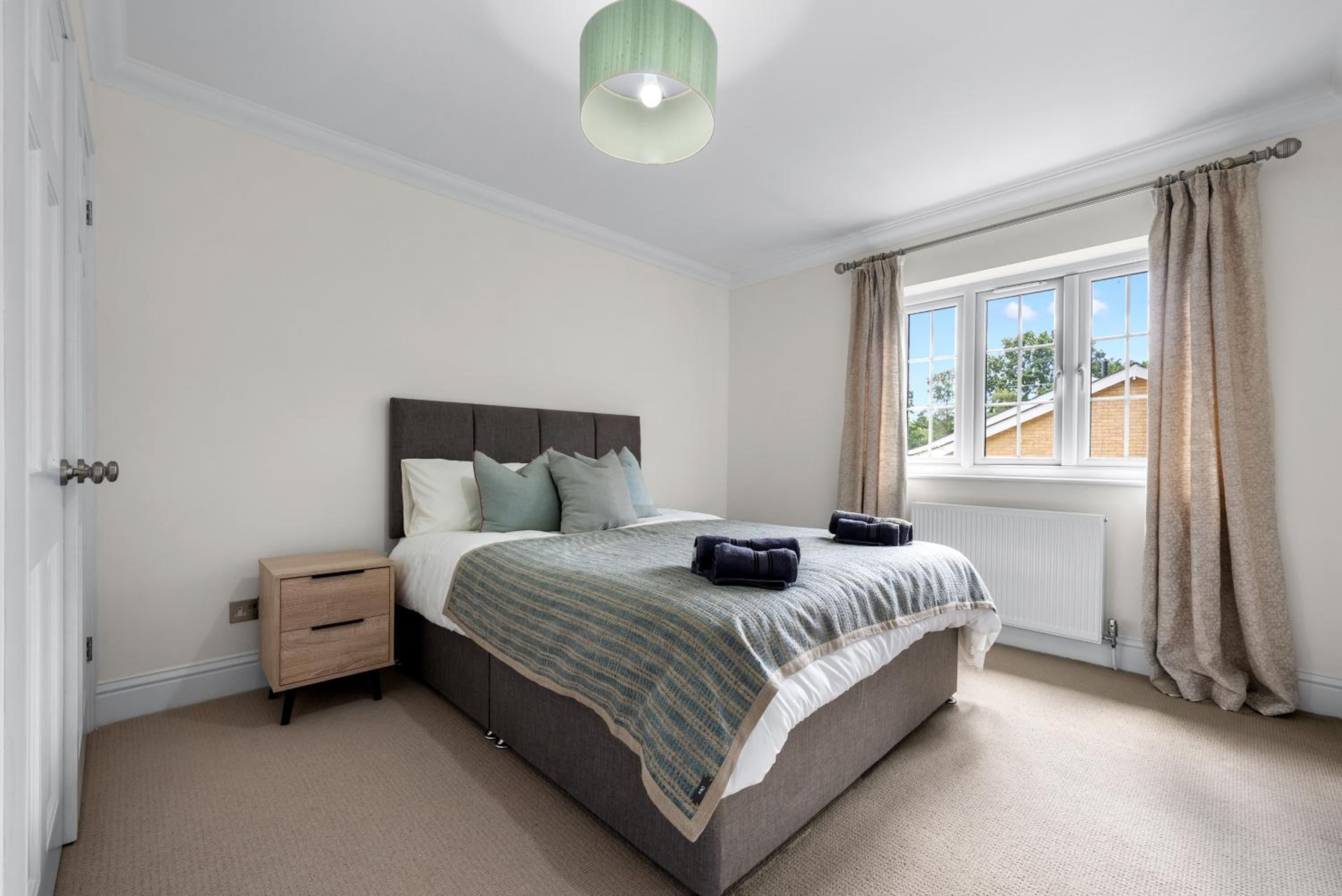 Four-Bedroom House photo 1