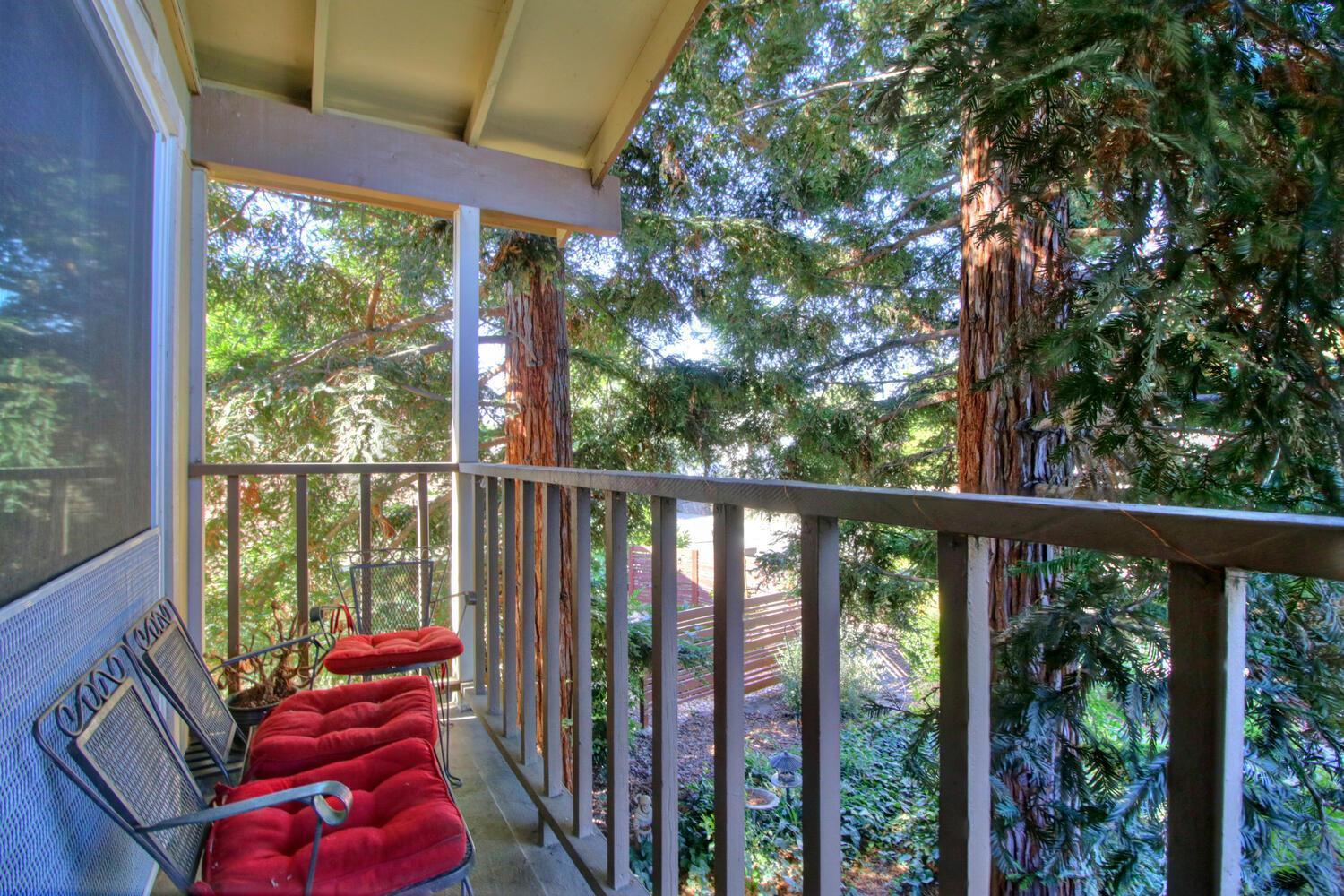 Four-Bedroom House photo 1