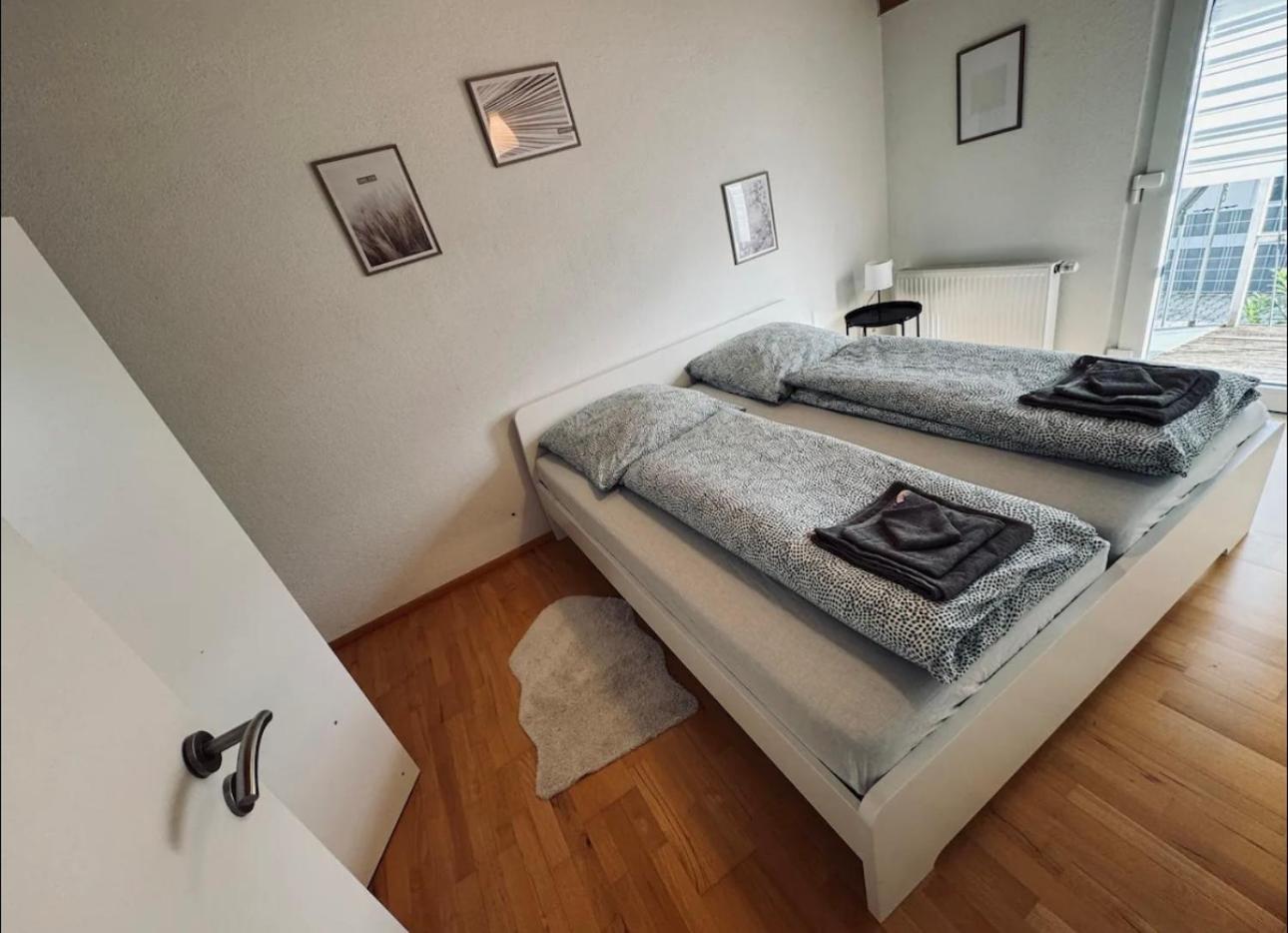 One-Bedroom House photo 1